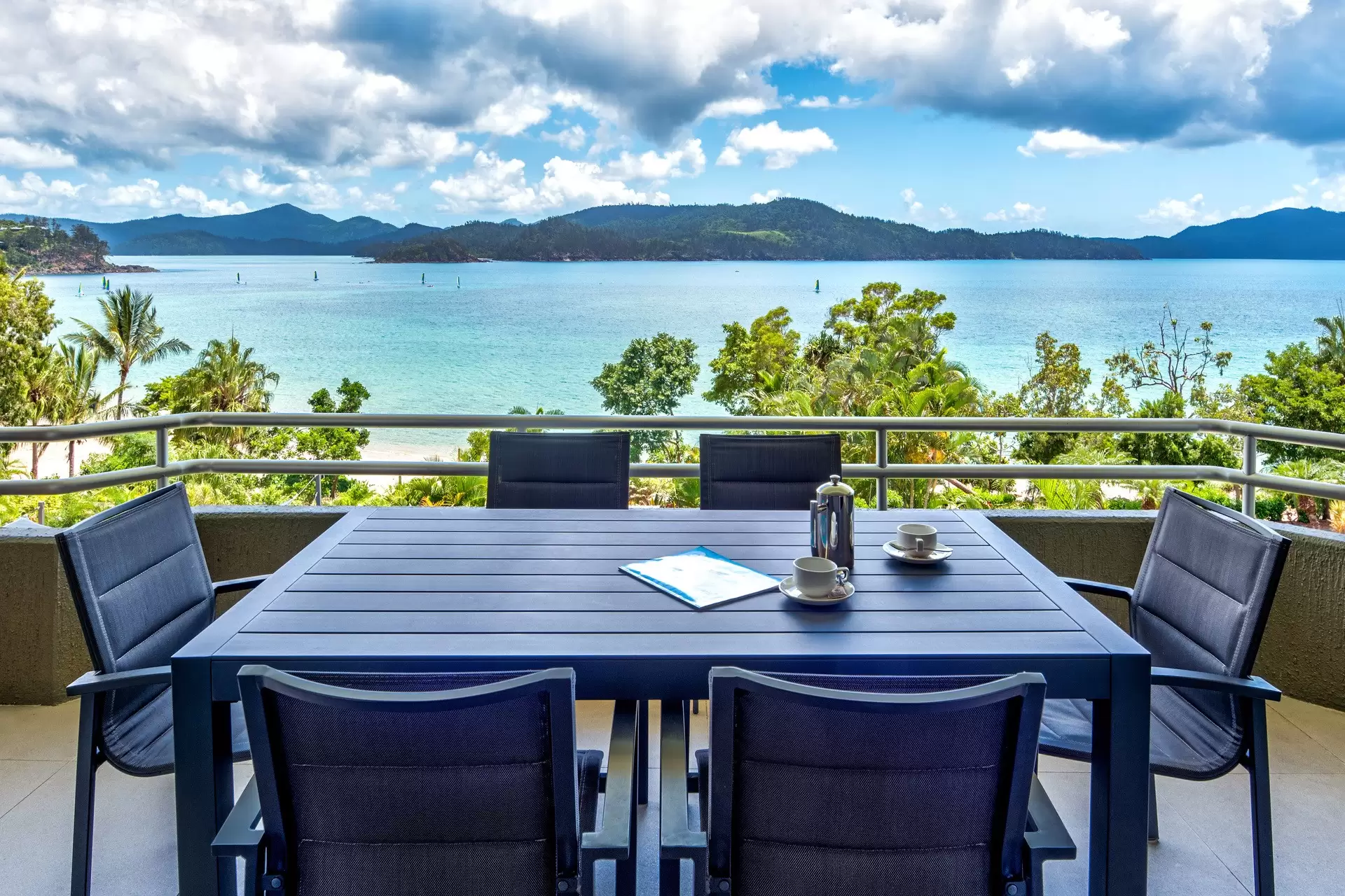 206/16 Resort Drive, Hamilton Island Sold by Queensland Sotheby's International Realty - image 1