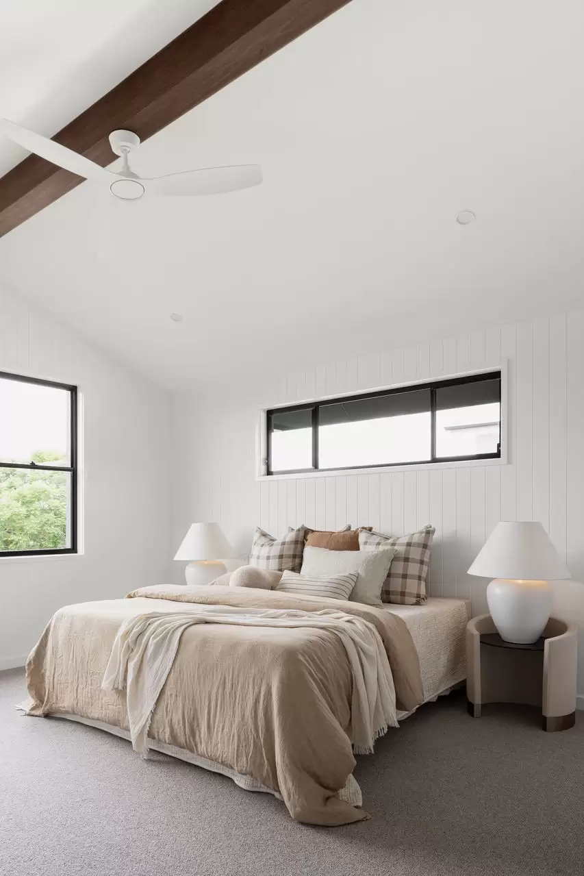 16 Cressey Street, Wavell Heights Sold by  - image 1