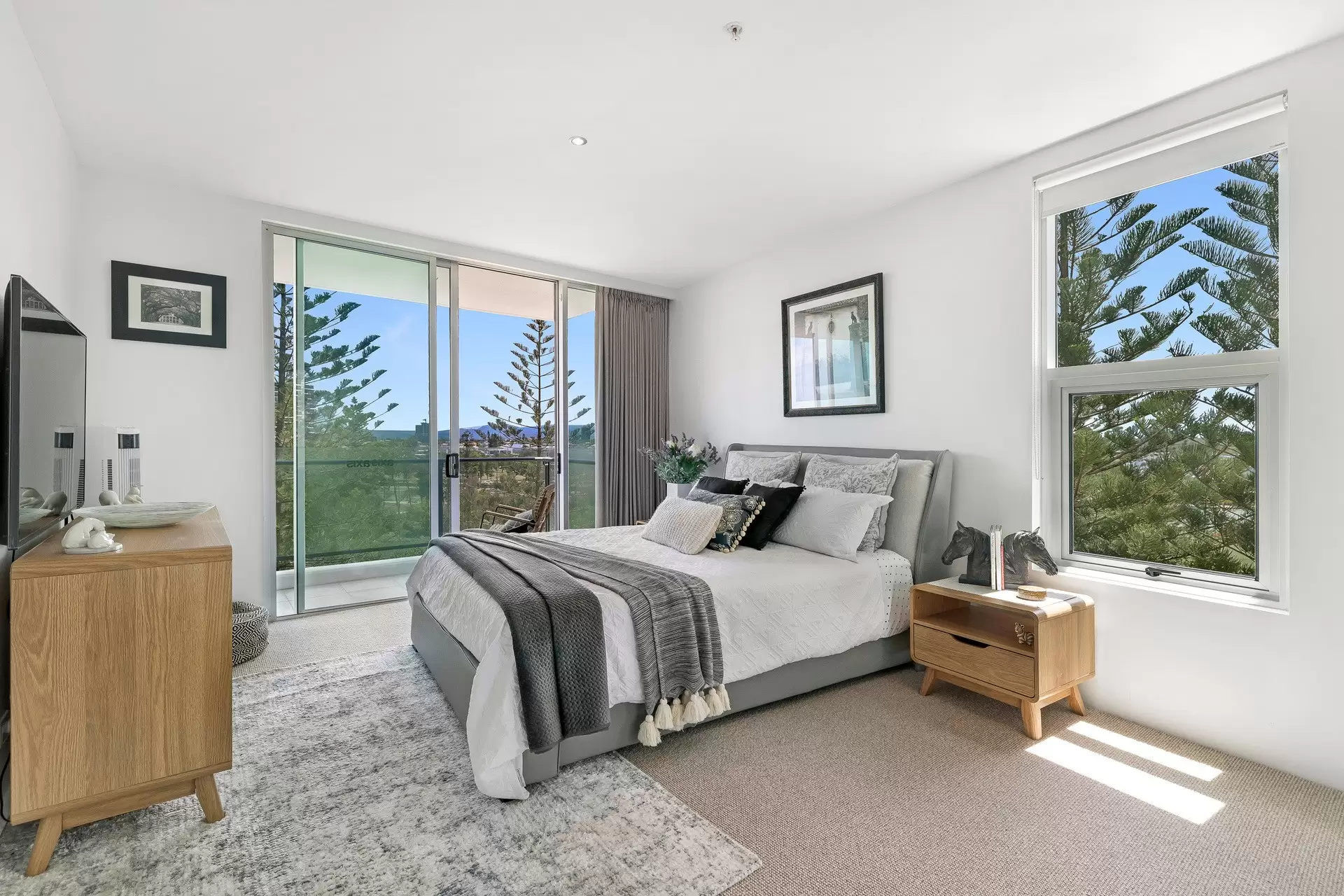 Axis 503/11-13 Hill Parade, Main Beach Sold by Queensland Sotheby's International Realty - image 1