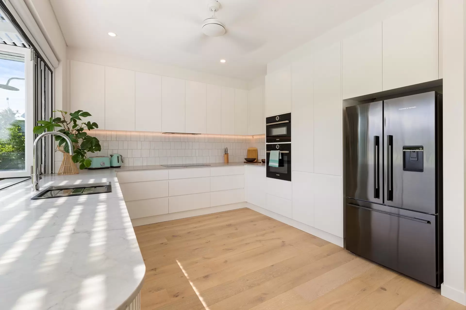 17/4-10 Escape Street, Port Douglas Sold by Queensland Sotheby's International Realty - image 1