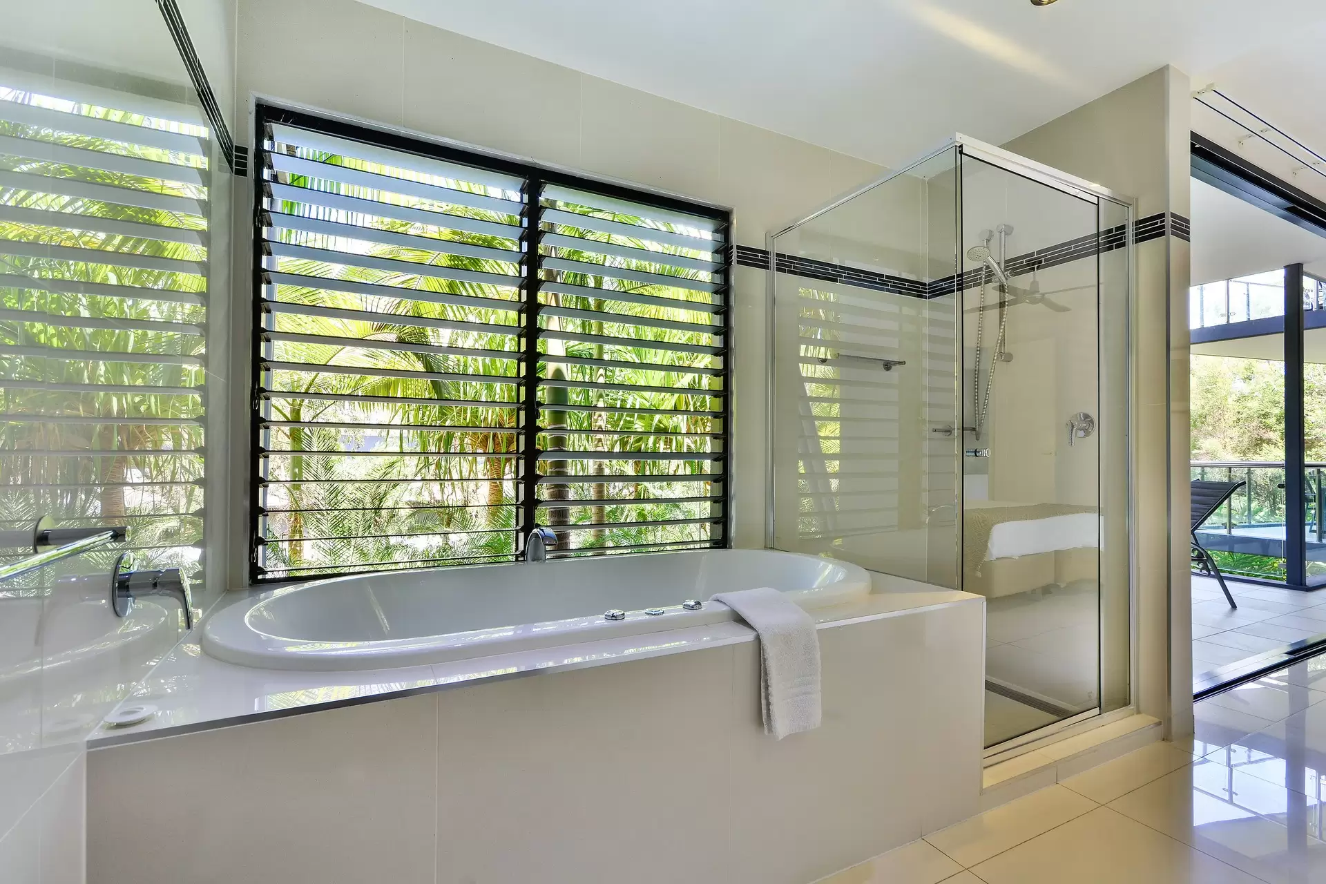 1 Banksia Court, Hamilton Island Sold by Queensland Sotheby's International Realty - image 1
