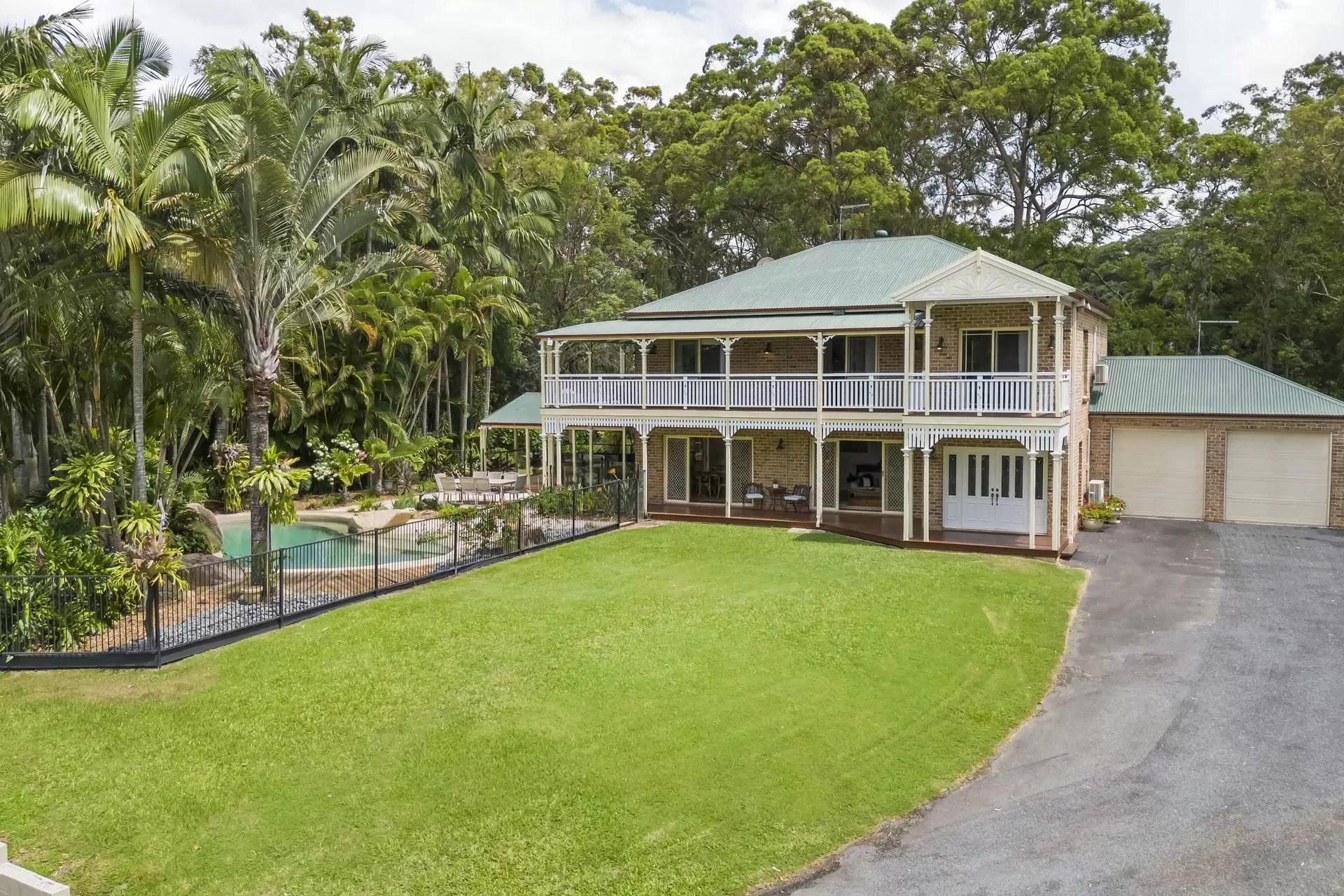 655 London Road, Chandler Sold by  - image 1