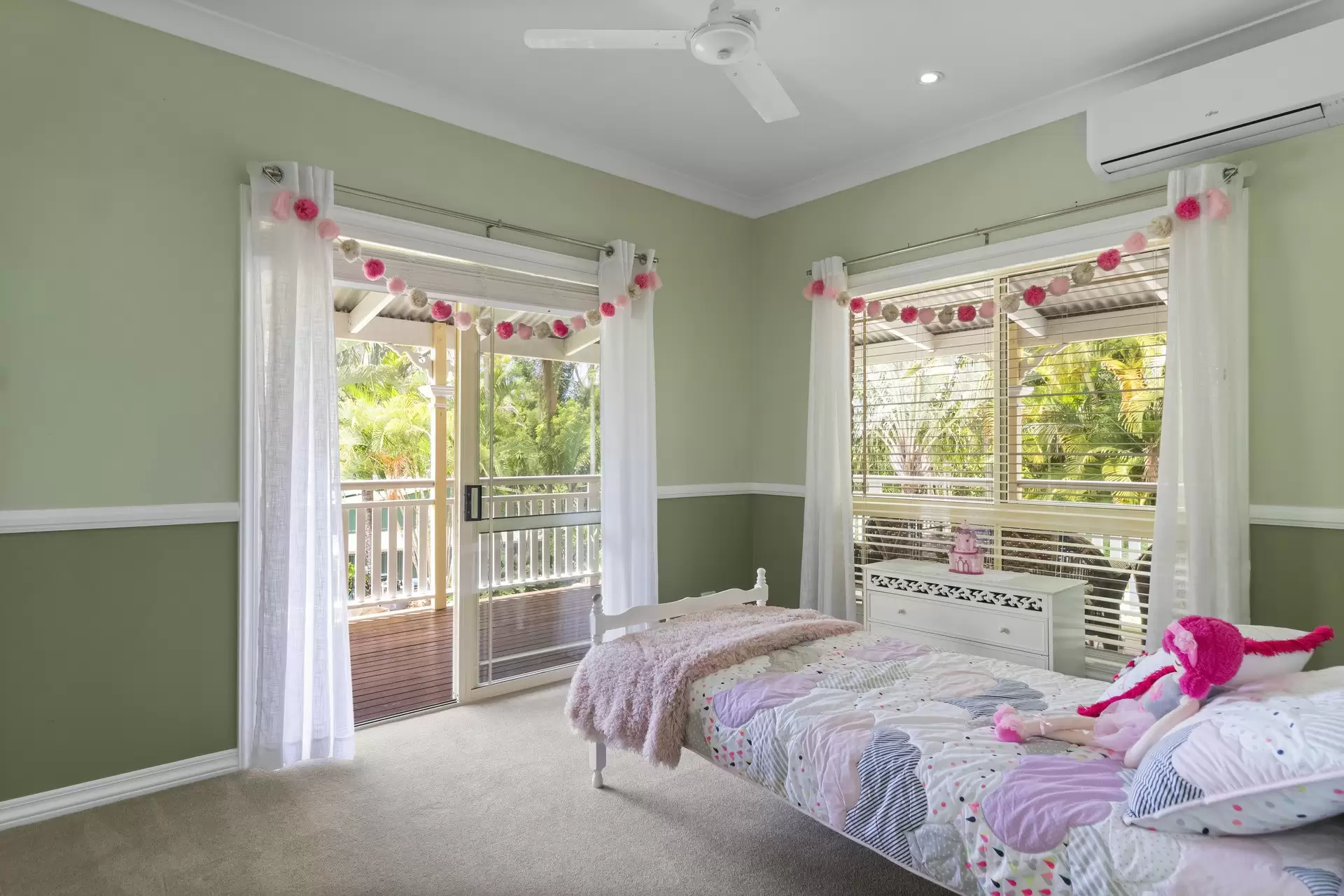 655 London Road, Chandler Sold by Queensland Sotheby's International Realty - image 1