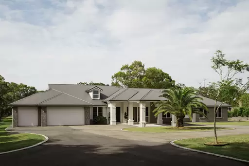 29 Grassdale Road, Belmont Sold by Queensland Sotheby's International Realty