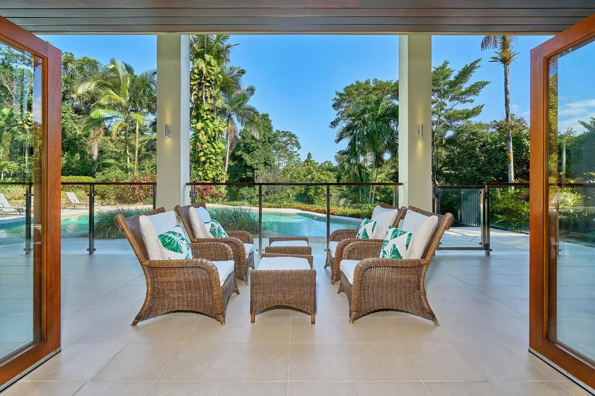 82  Santacatterina Road, Finlayvale Sold by Queensland Sotheby's International Realty - image 1