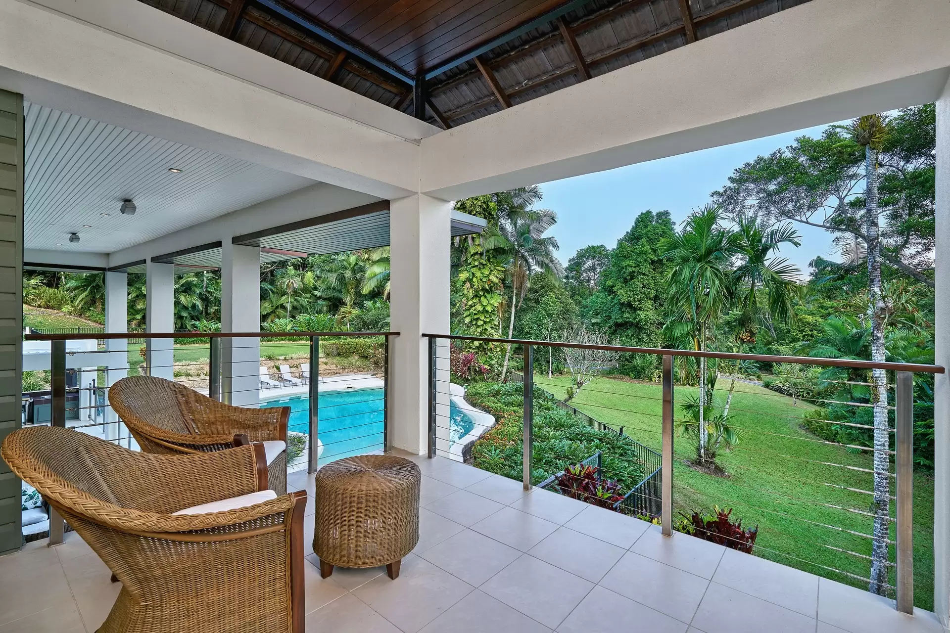 82  Santacatterina Road, Finlayvale Sold by Queensland Sotheby's International Realty - image 1