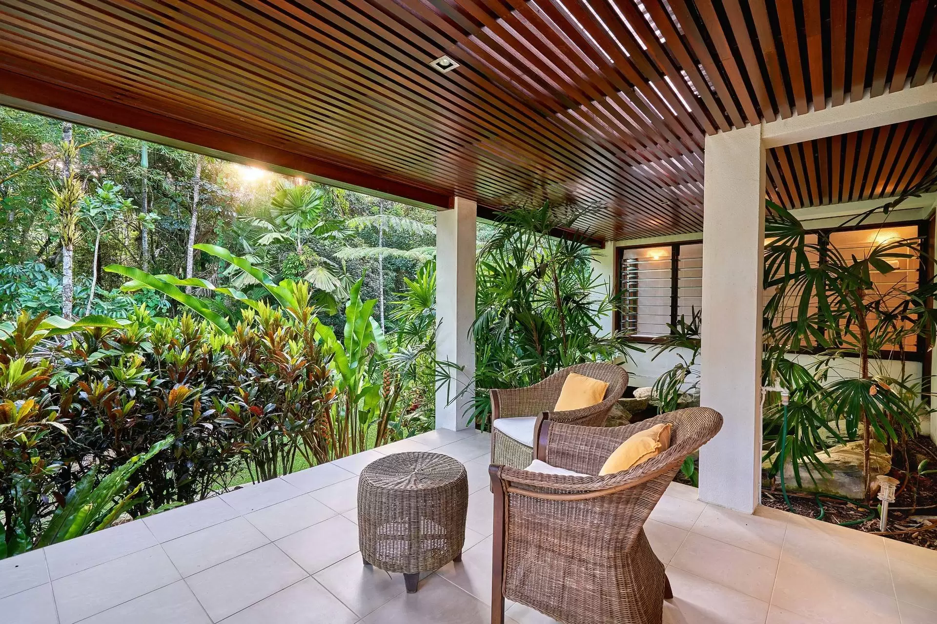 82  Santacatterina Road, Finlayvale Sold by Queensland Sotheby's International Realty - image 1