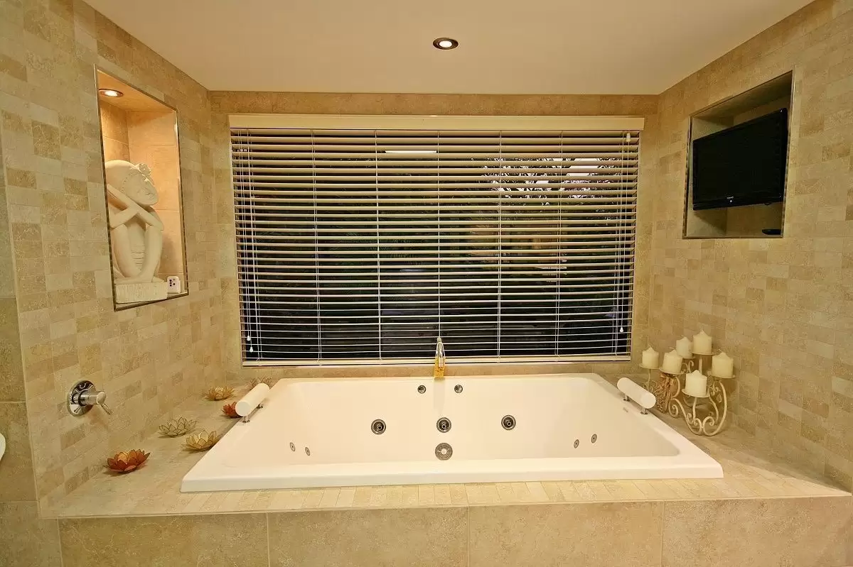 273 Shute Harbour Road, Mount Julian Sold by Queensland Sotheby's International Realty - image 1