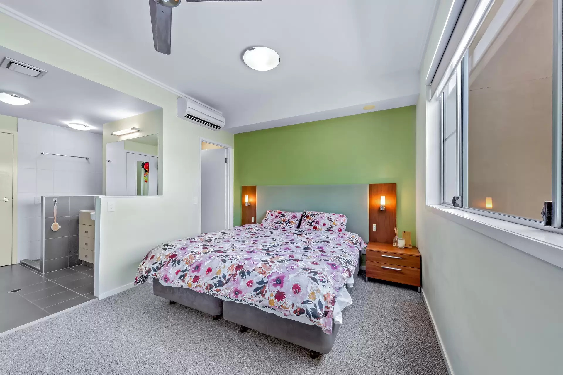 27/15 Flame Tree Court, Airlie Beach Sold by Queensland Sotheby's International Realty - image 1