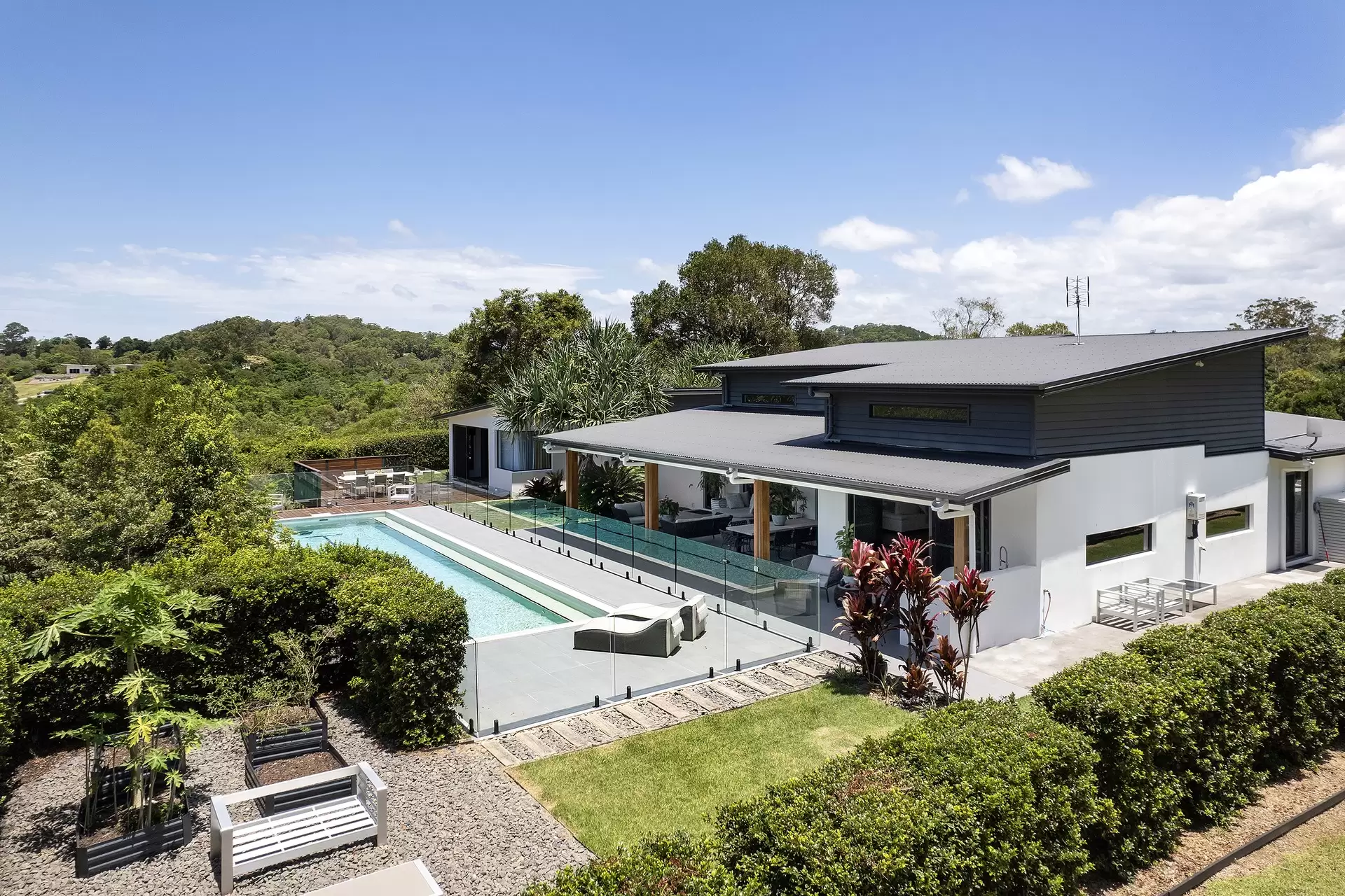 14 Sterling Drive, Eumundi Sold by Queensland Sotheby's International Realty - image 1
