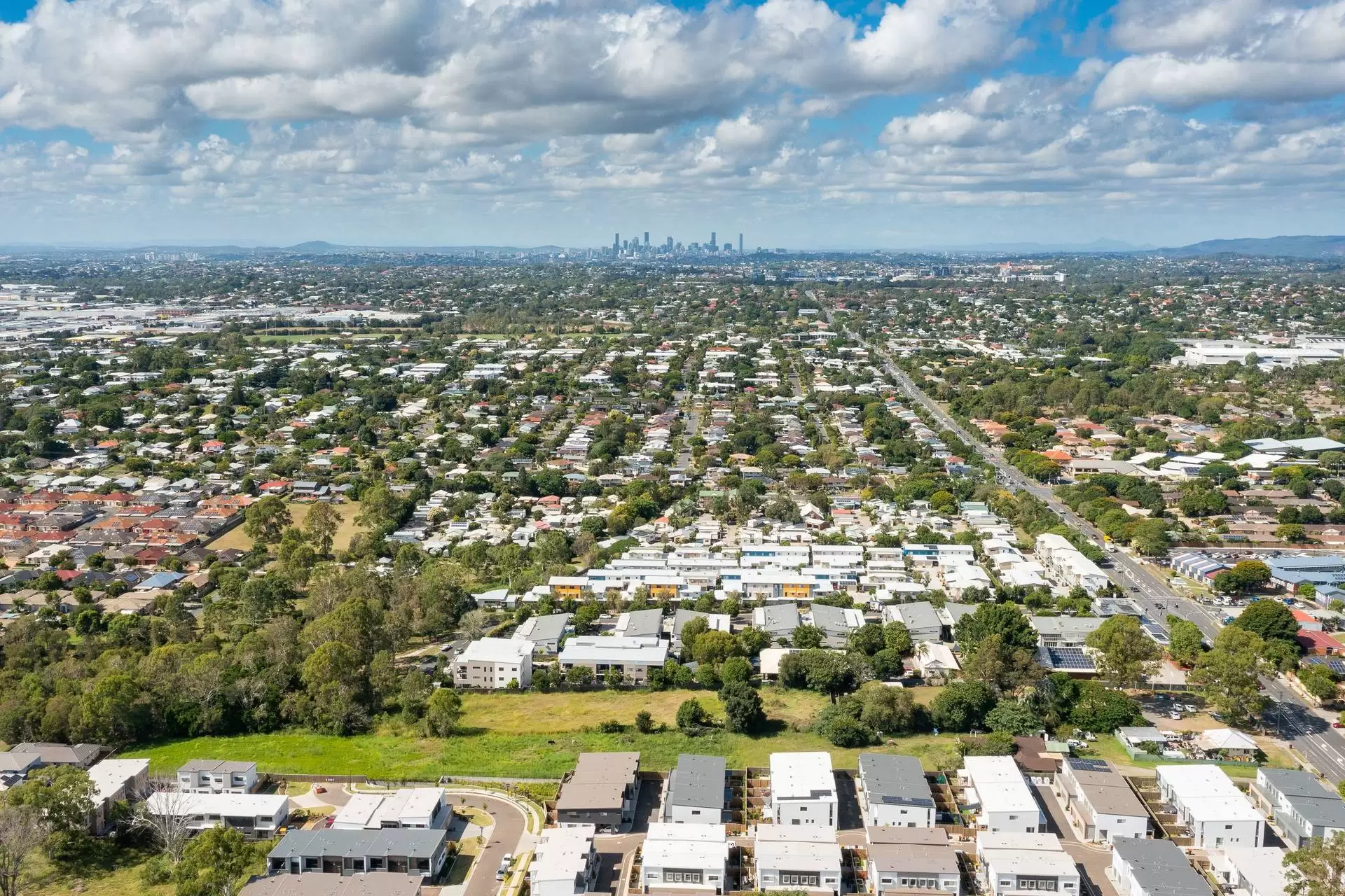 275 Handford Road, Taigum Sold by Queensland Sotheby's International Realty - image 1