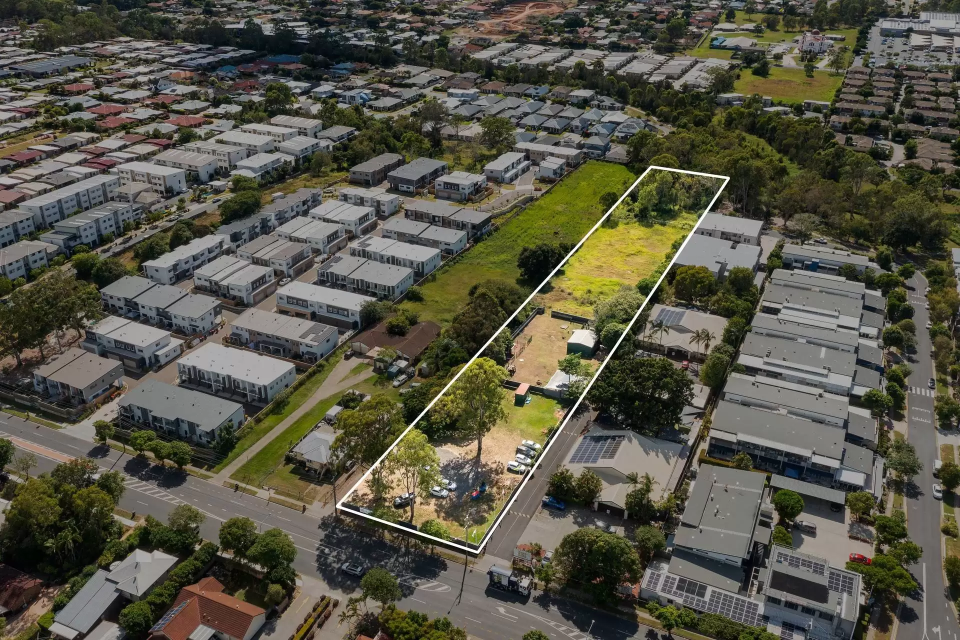 275 Handford Road, Taigum Sold by Queensland Sotheby's International Realty - image 1