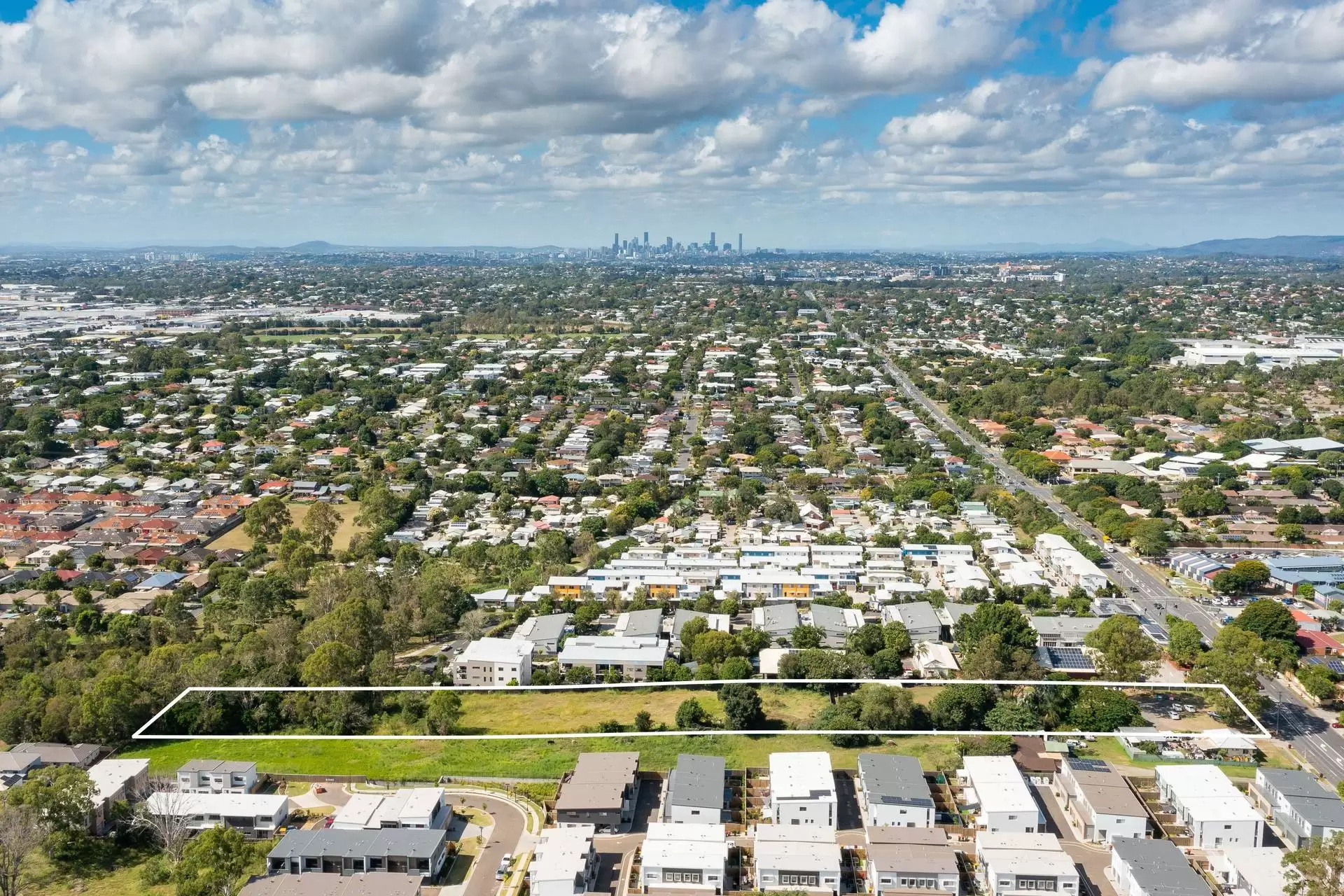275 Handford Road, Taigum Sold by Queensland Sotheby's International Realty - image 1