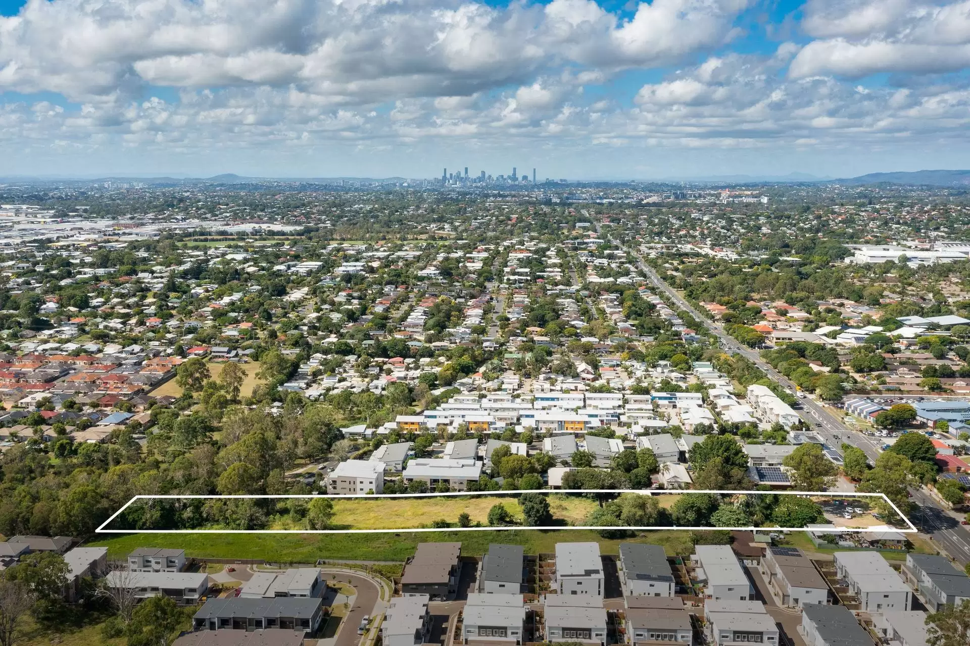 275 Handford Road, Taigum Sold by Queensland Sotheby's International Realty - image 1