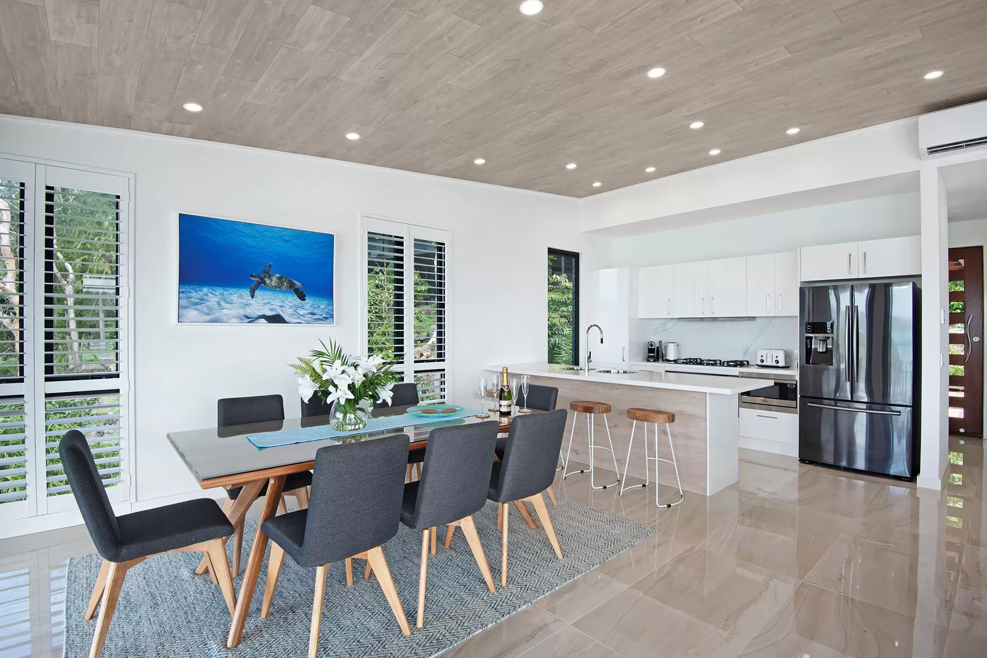 15/5A Acacia Drive, Hamilton Island Sold by Queensland Sotheby's International Realty - image 1