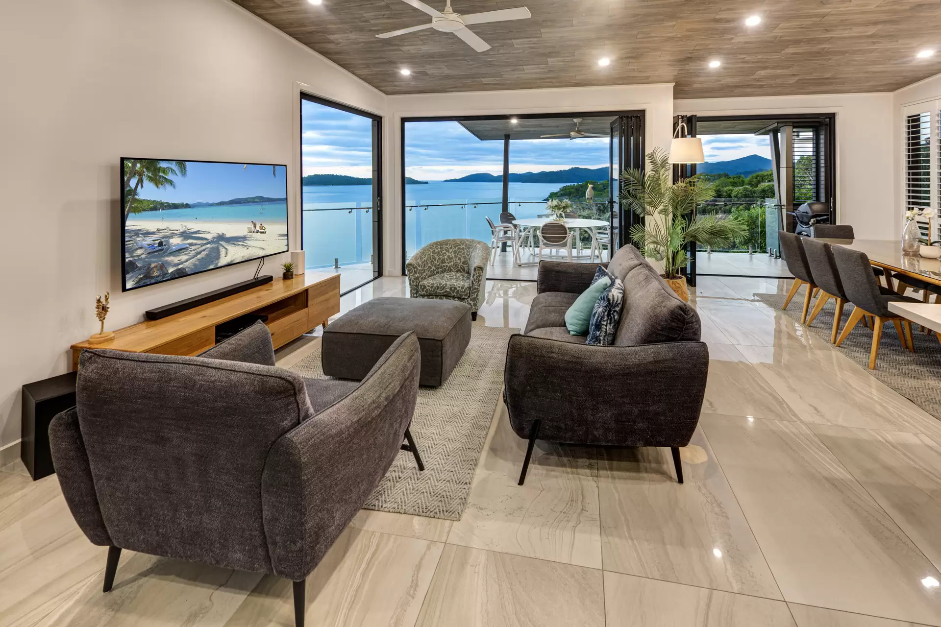 15/5A Acacia Drive, Hamilton Island Sold by Queensland Sotheby's International Realty - image 1
