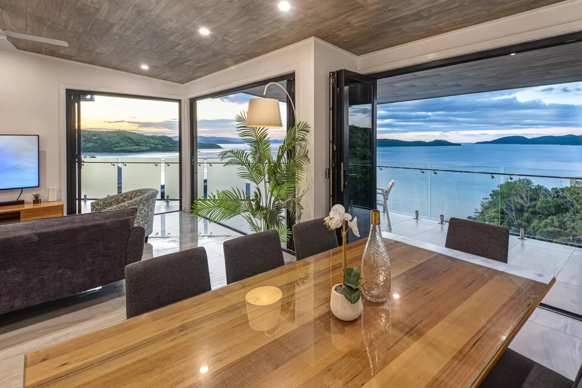 15/5A Acacia Drive, Hamilton Island Sold by Queensland Sotheby's International Realty - image 1