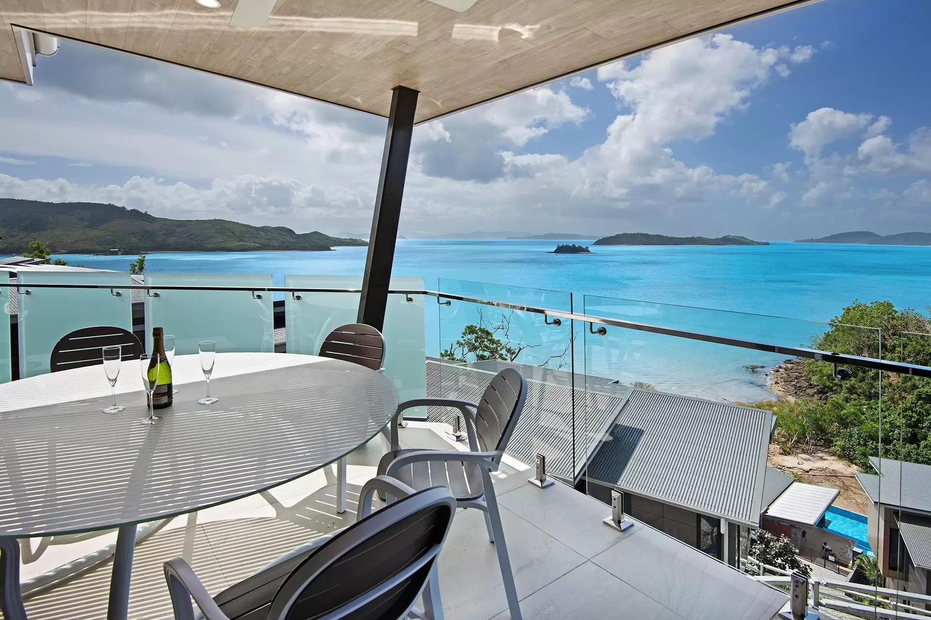 15/5A Acacia Drive, Hamilton Island Sold by  - image 1