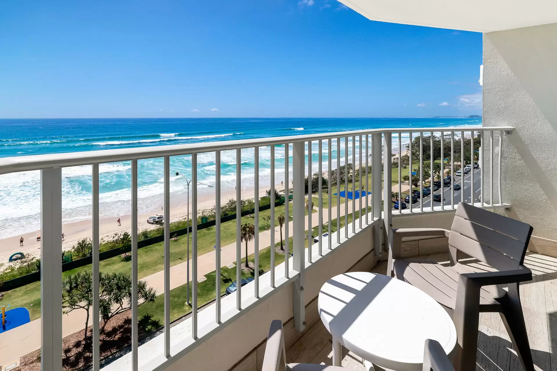 30/132-142  The Esplanade, Surfers Paradise Sold by  - image 1