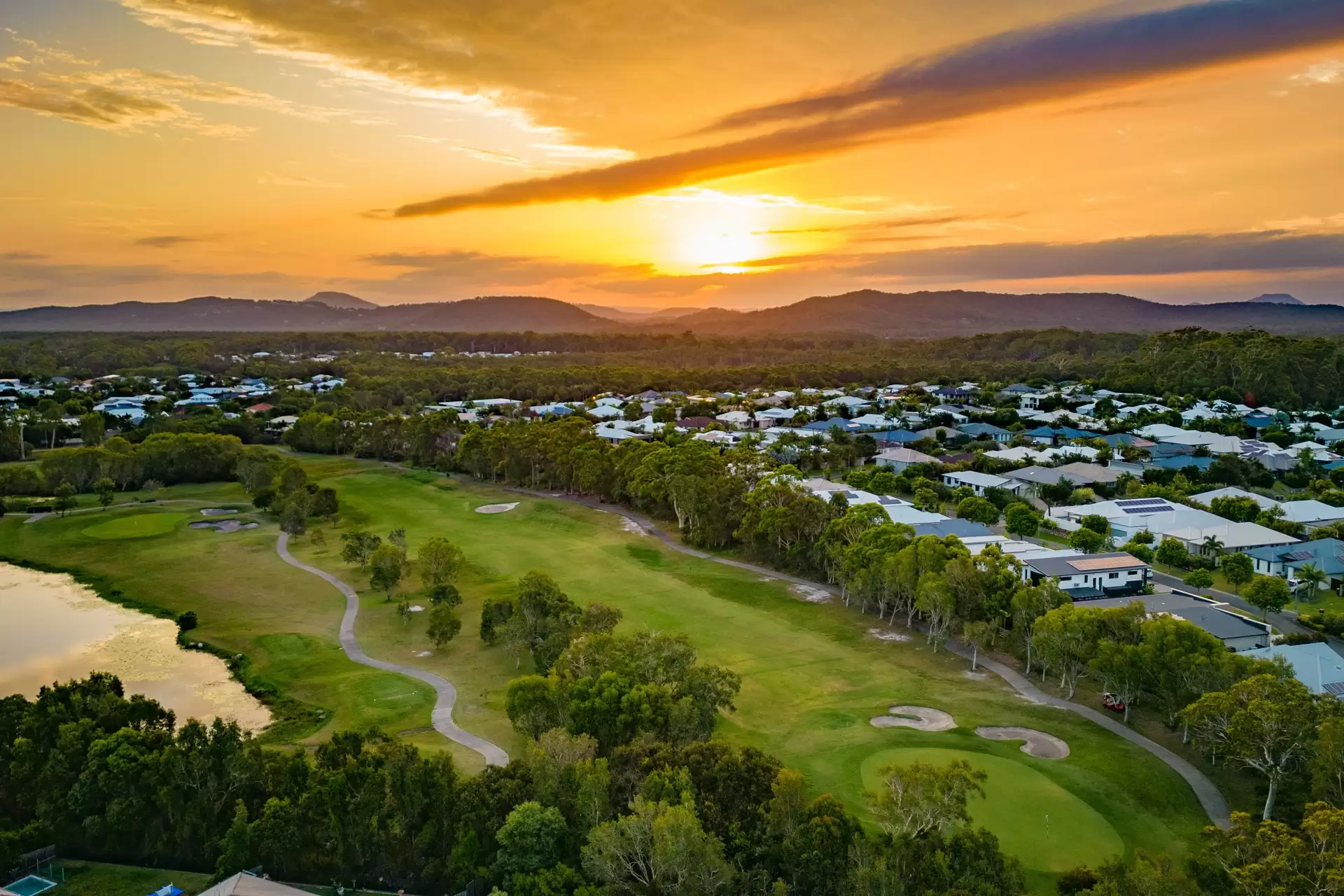 19 Greenside Court, Peregian Springs Sold by Queensland Sotheby's International Realty - image 1