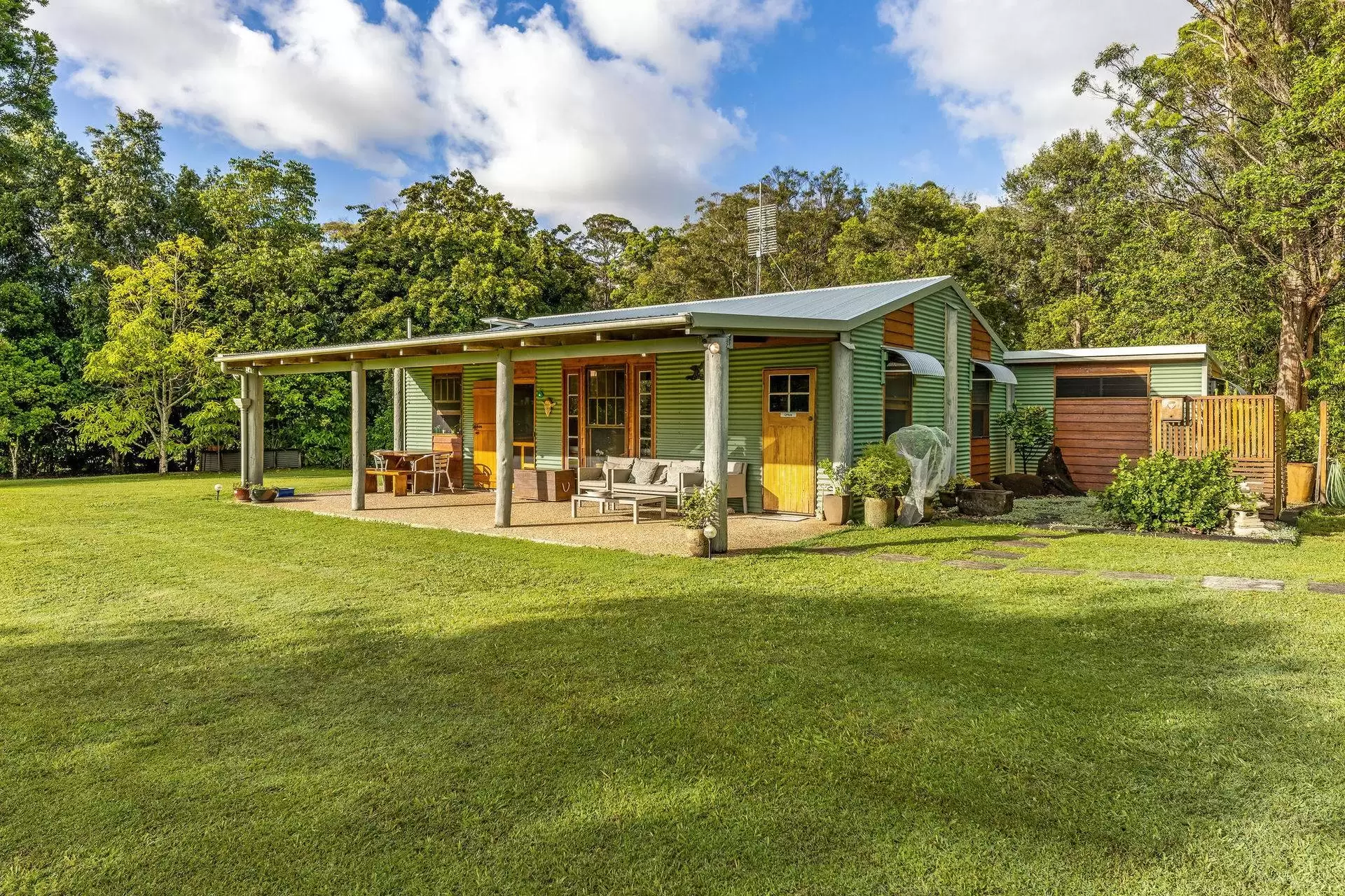 264 Wilson Road, Ilkley Sold by Queensland Sotheby's International Realty - image 1