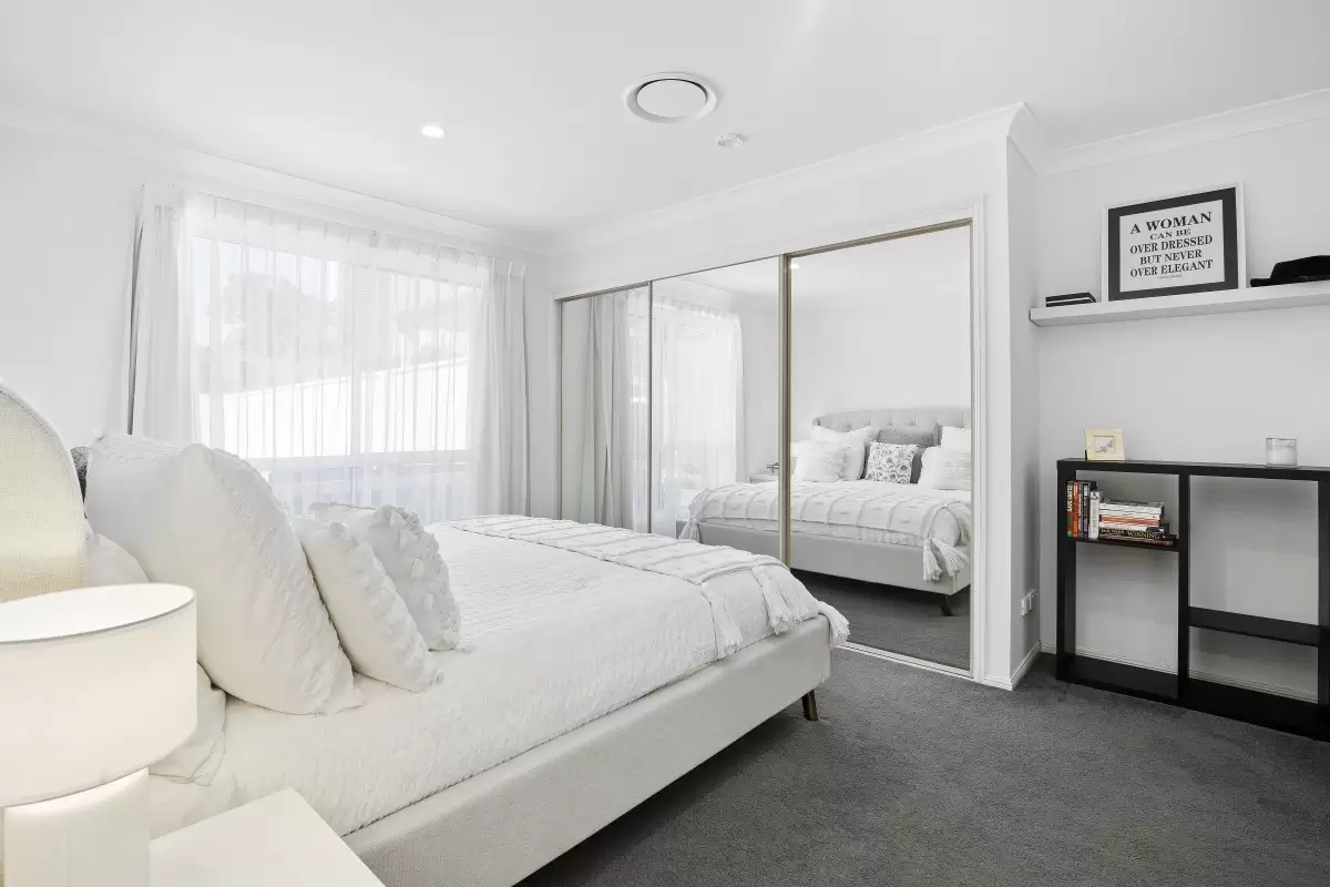 2/33 Gardiners Place, Southport Sold by Queensland Sotheby's International Realty - image 1