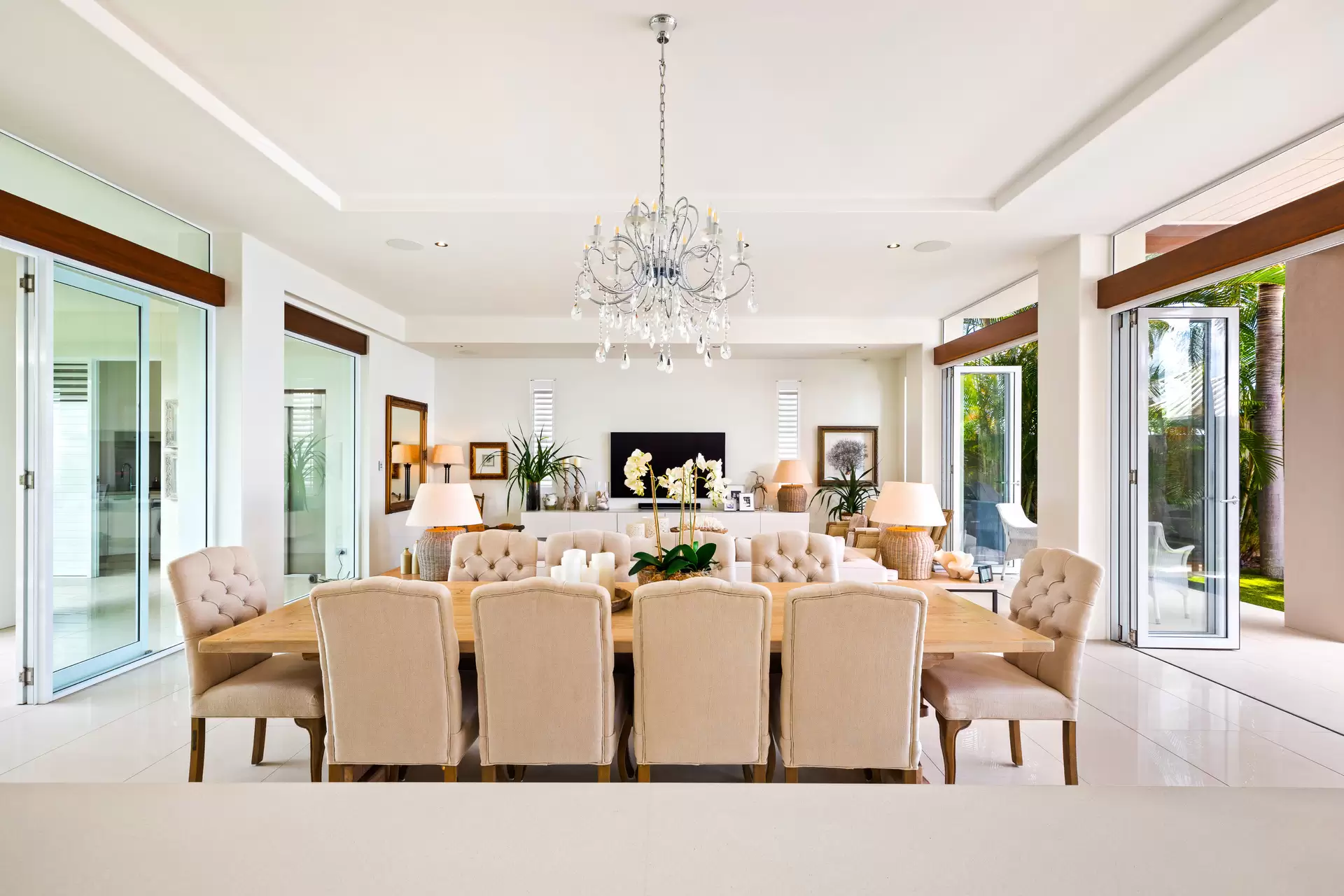 37 The Beacons, Airlie Beach Sold by Queensland Sotheby's International Realty - image 1
