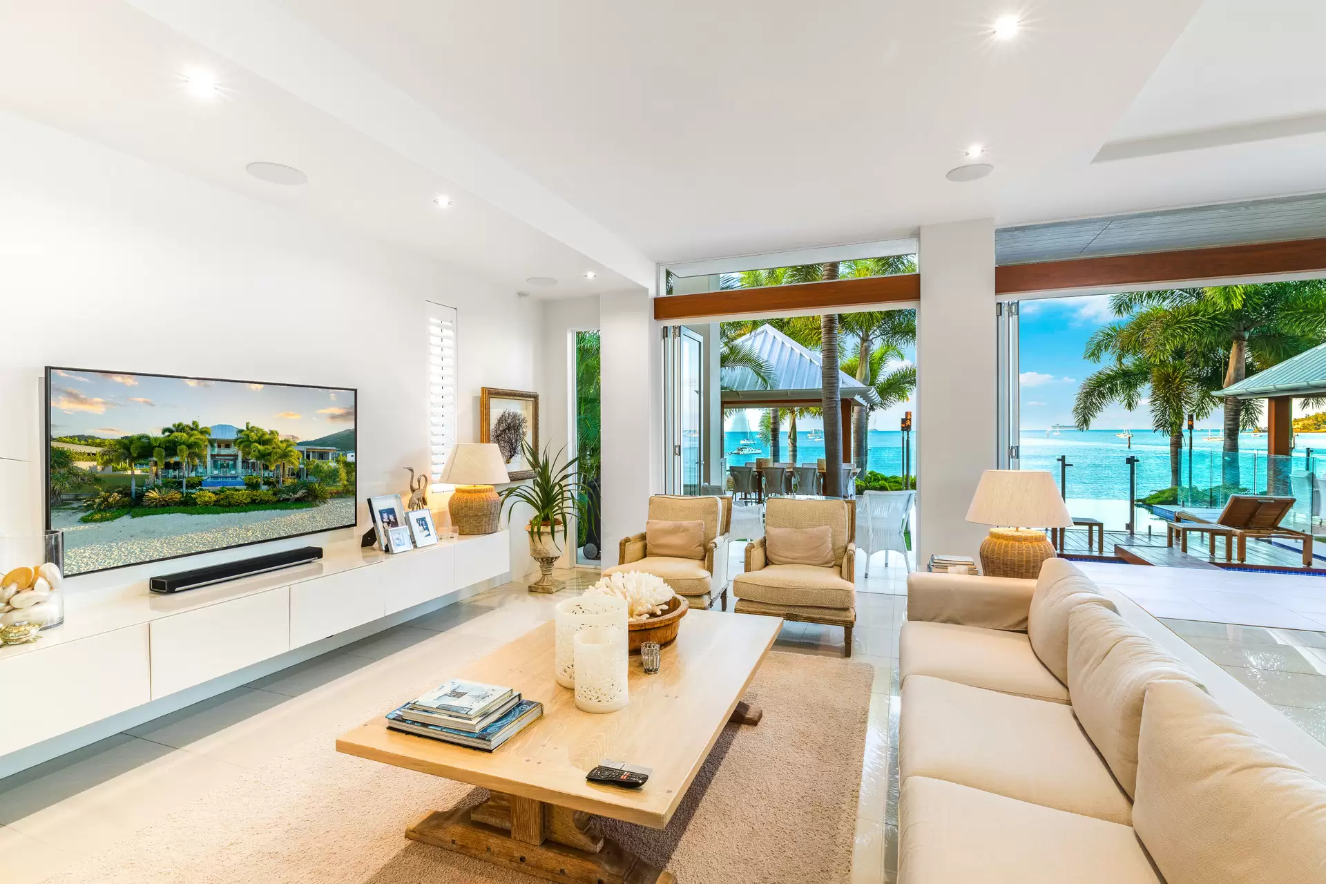 37 The Beacons, Airlie Beach Sold by Queensland Sotheby's International Realty - image 1