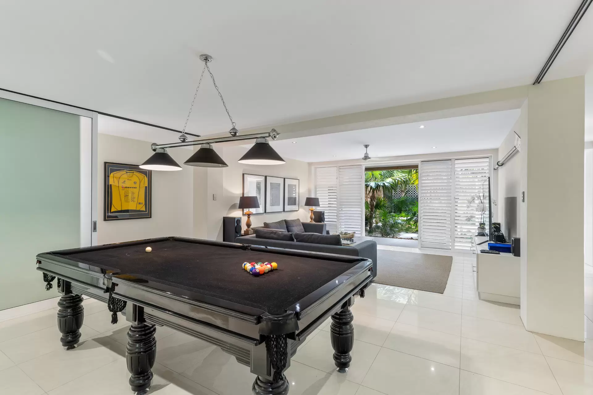 37 The Beacons, Airlie Beach Sold by Queensland Sotheby's International Realty - image 1