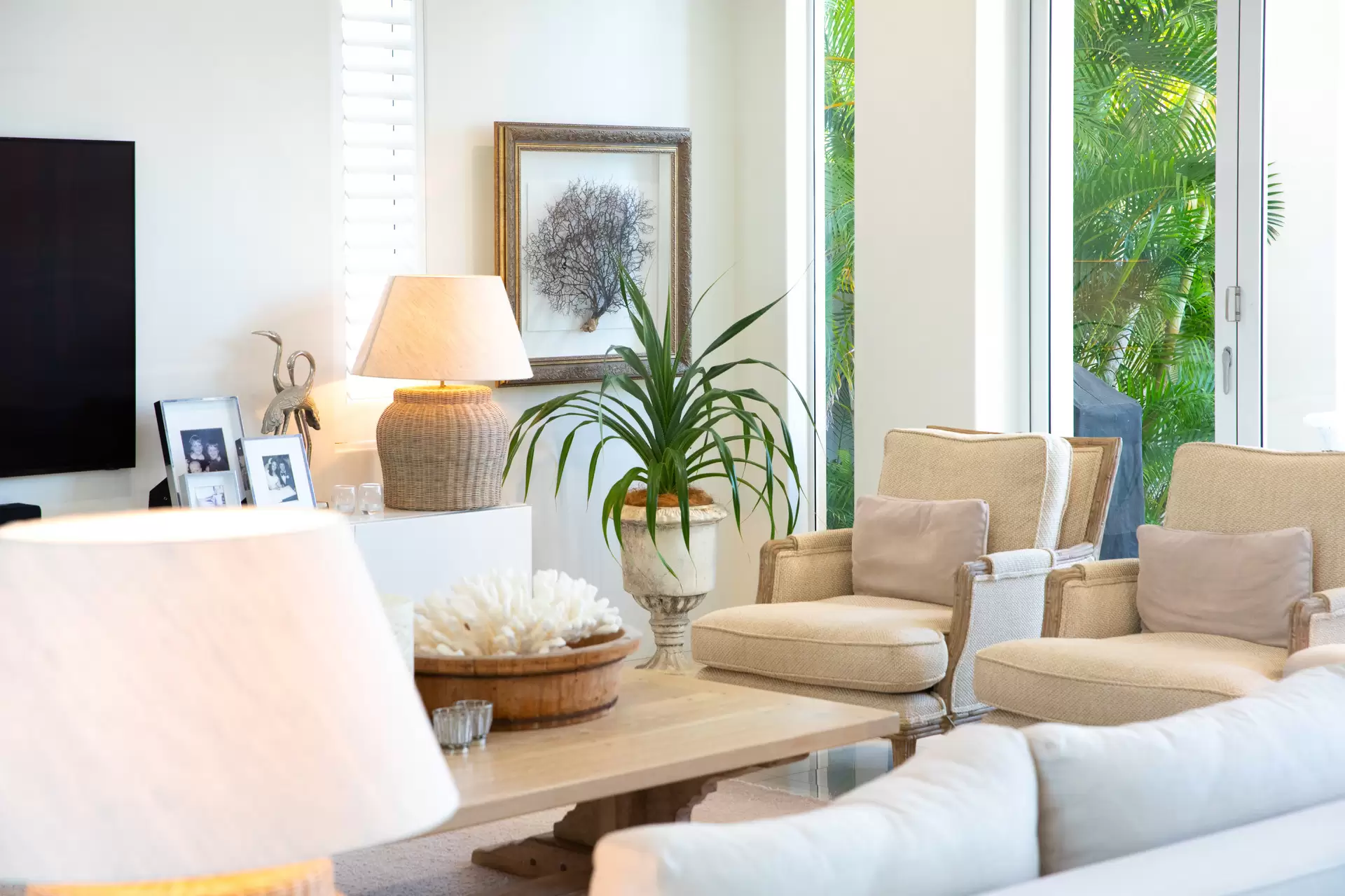 37 The Beacons, Airlie Beach Sold by Queensland Sotheby's International Realty - image 1
