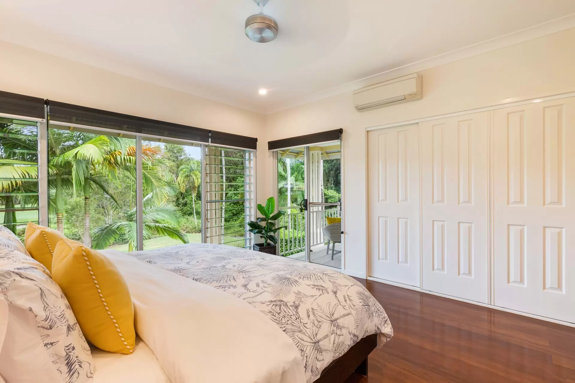 14/24-70 Nautilus Street, Port Douglas Sold by Queensland Sotheby's International Realty - image 1