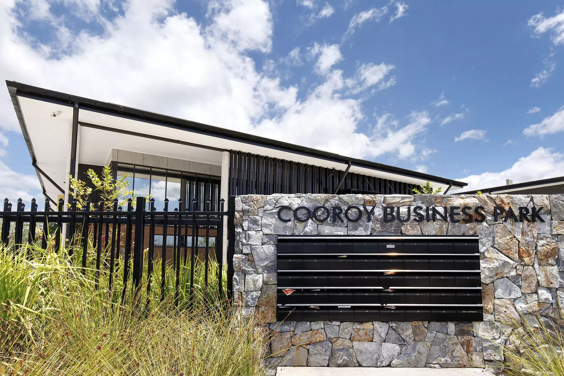 24/5 Taylor Court, Cooroy Sold by Queensland Sotheby's International Realty - image 1