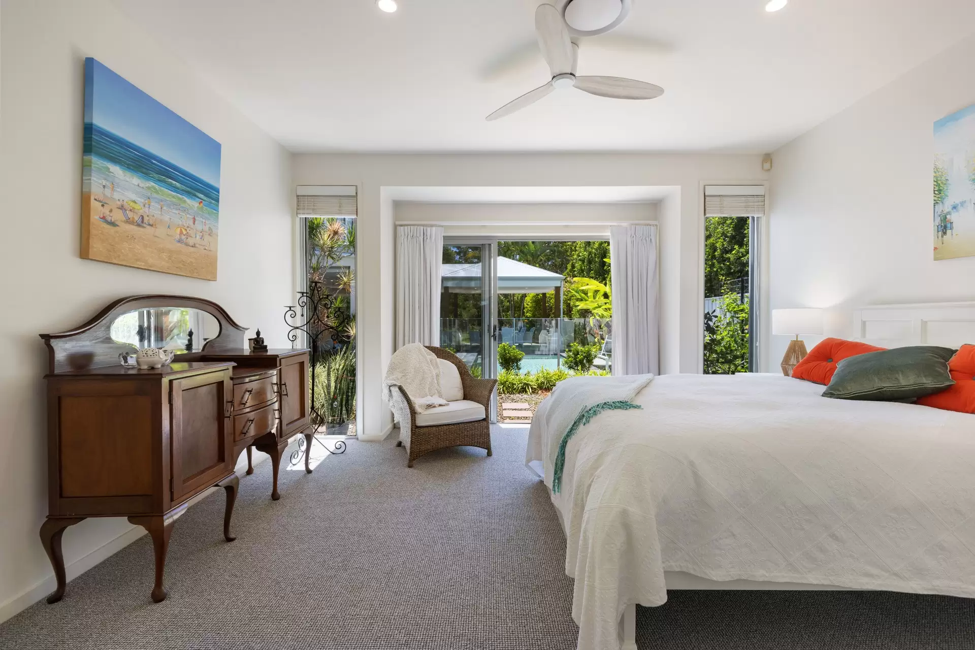 35 Peachtree Crescent, Peregian Springs Sold by Queensland Sotheby's International Realty - image 1