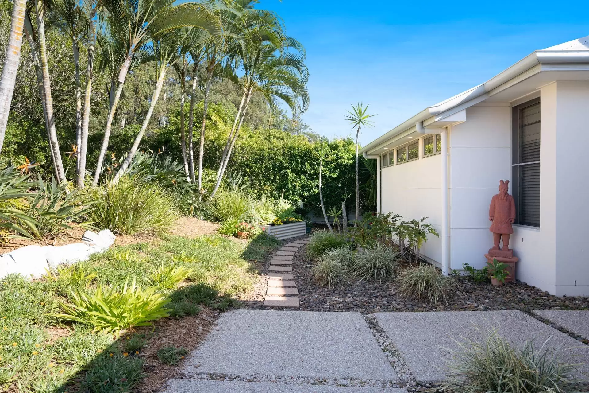 35 Peachtree Crescent, Peregian Springs Sold by Queensland Sotheby's International Realty - image 1