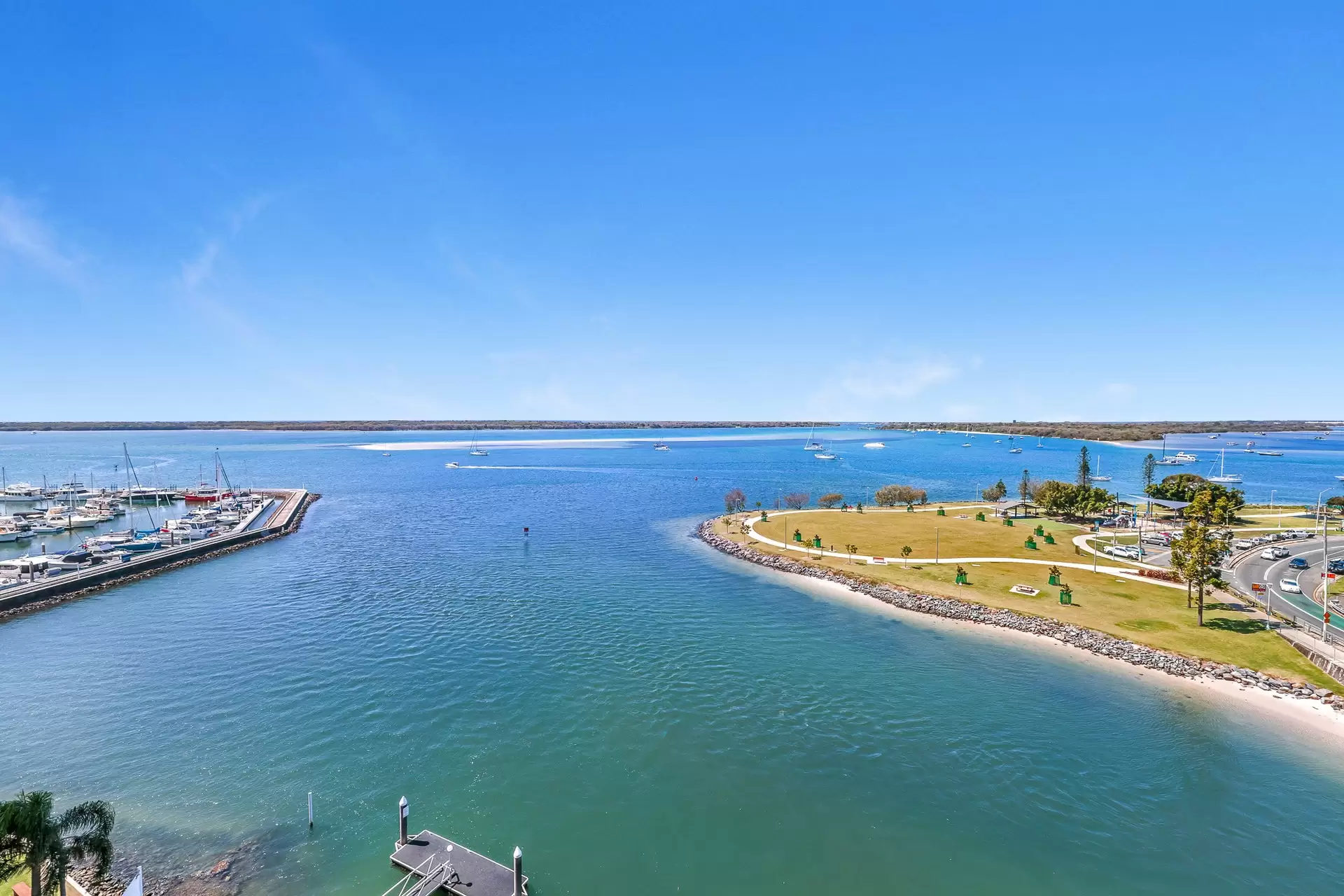9B/5 Bayview Street, Runaway Bay Sold by  - image 1