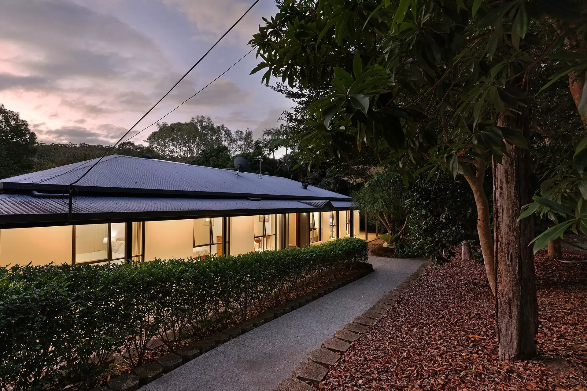 52 Coorabin Court, Tallebudgera Sold by Queensland Sotheby's International Realty - image 1