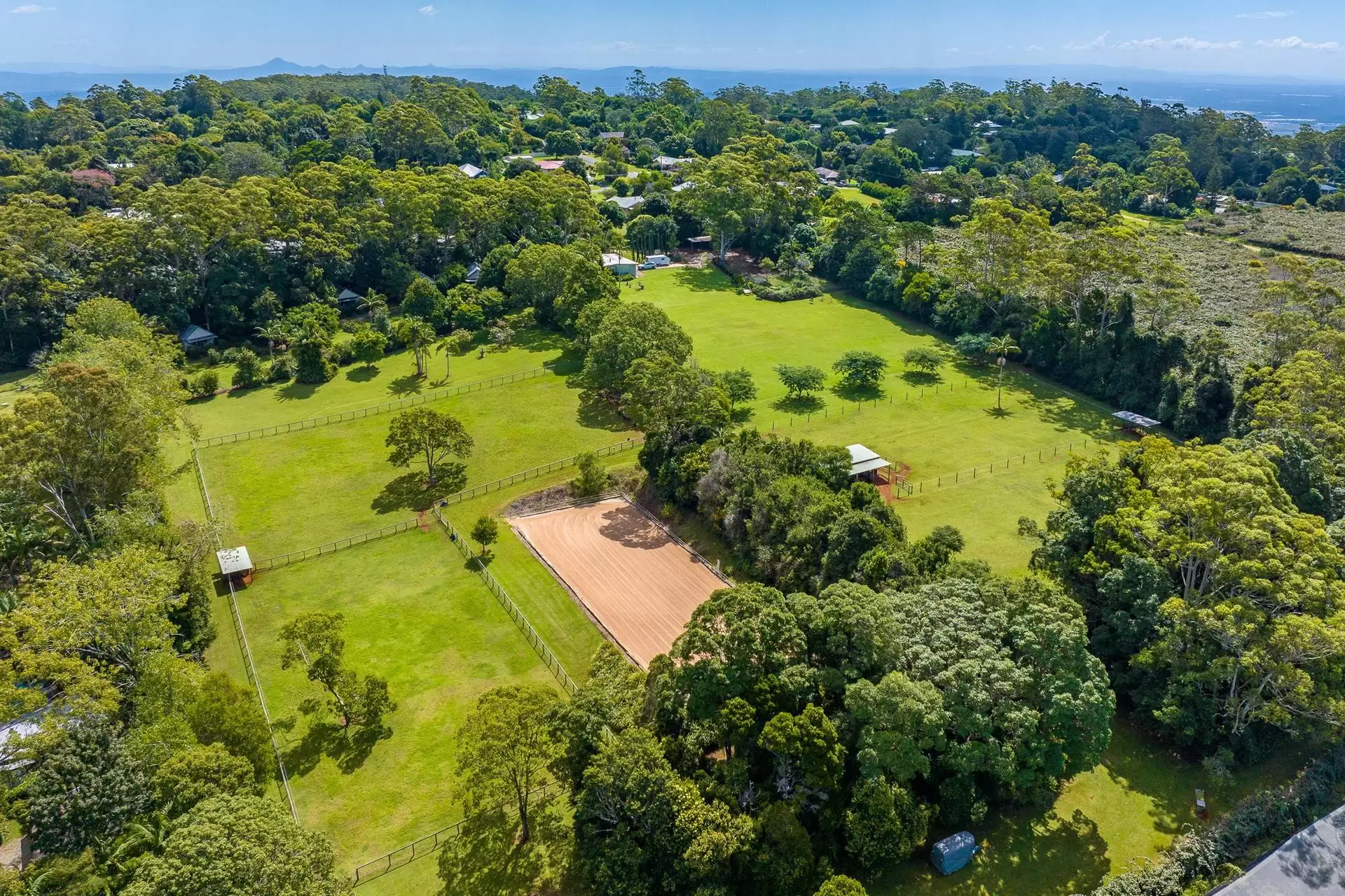 23-25 Kootenai Drive, Tamborine Mountain Sold by Queensland Sotheby's International Realty - image 1