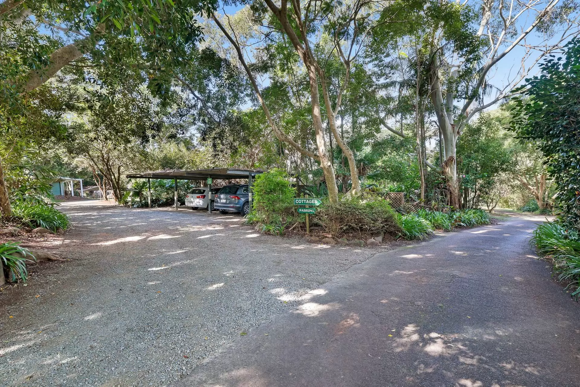 23-25 Kootenai Drive, Tamborine Mountain Sold by Queensland Sotheby's International Realty - image 1