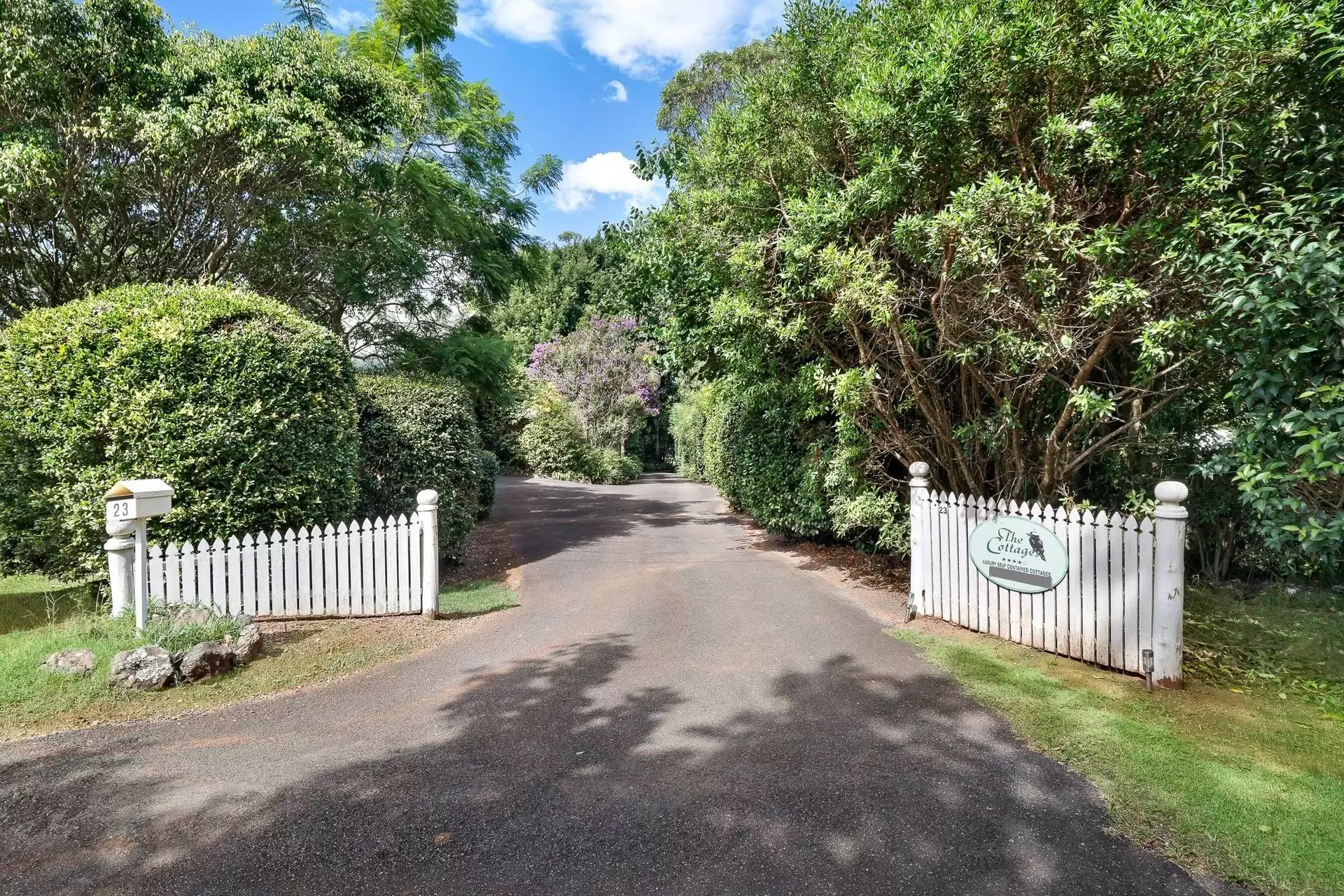23-25 Kootenai Drive, Tamborine Mountain Sold by Queensland Sotheby's International Realty - image 1