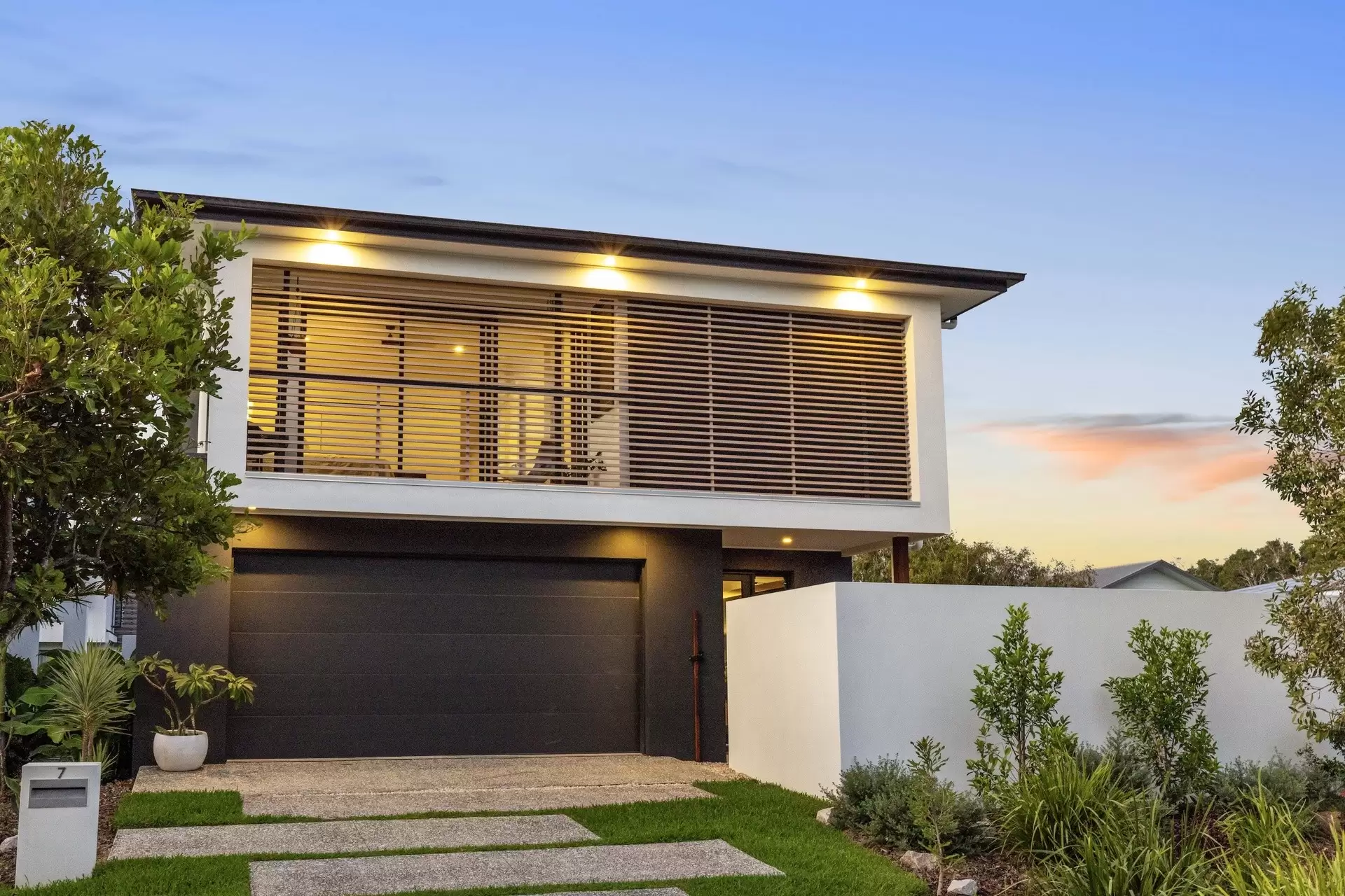 7 Maracas Bay Close, Yaroomba Sold by Queensland Sotheby's International Realty - image 1