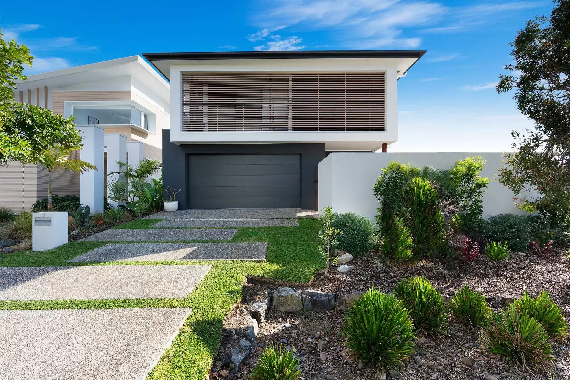 7 Maracas Bay Close, Yaroomba Sold by Queensland Sotheby's International Realty - image 1