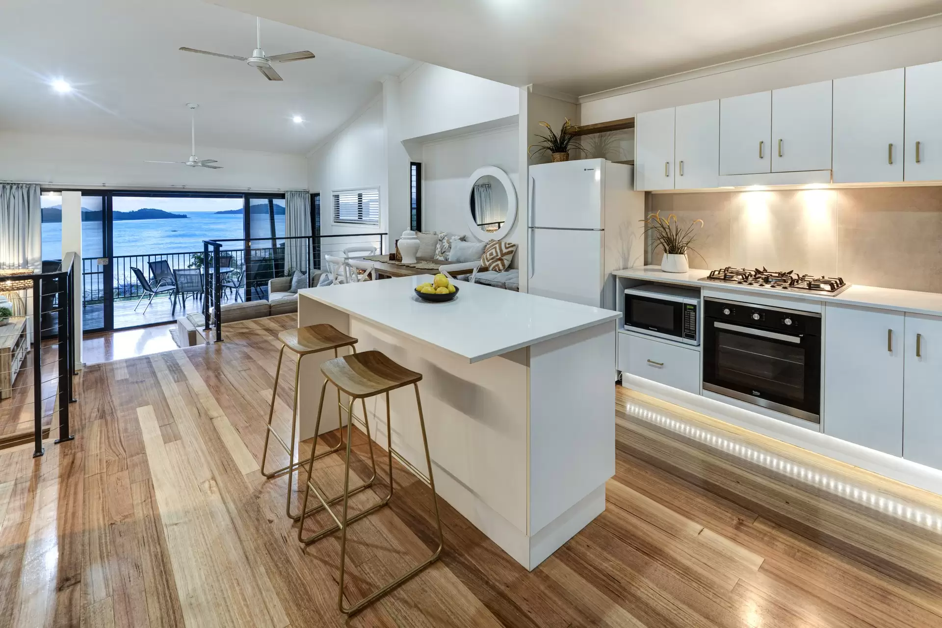 12/7 Acacia Drive, Hamilton Island Sold by Queensland Sotheby's International Realty - image 1