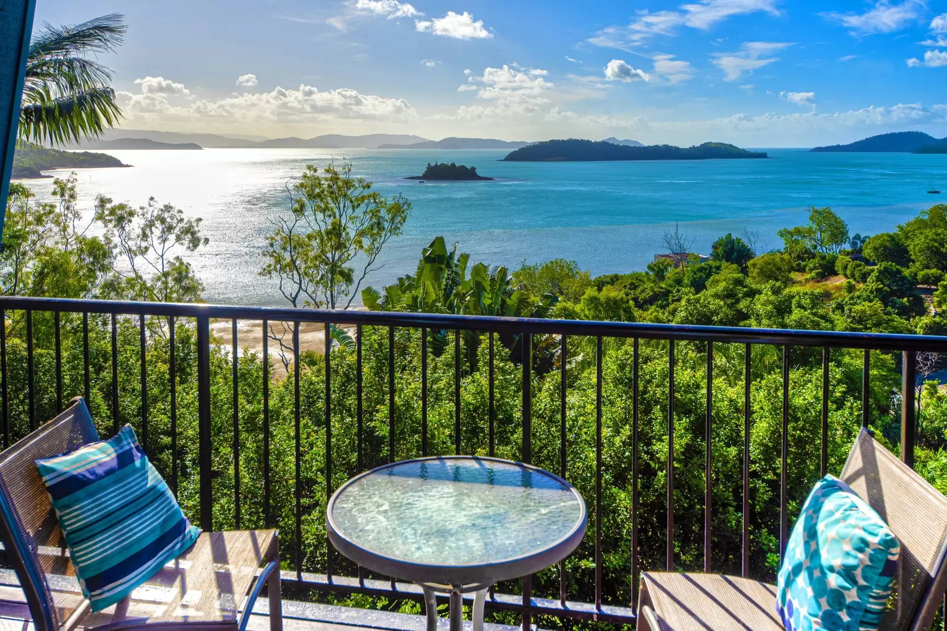 12/7 Acacia Drive, Hamilton Island Sold by Queensland Sotheby's International Realty - image 1