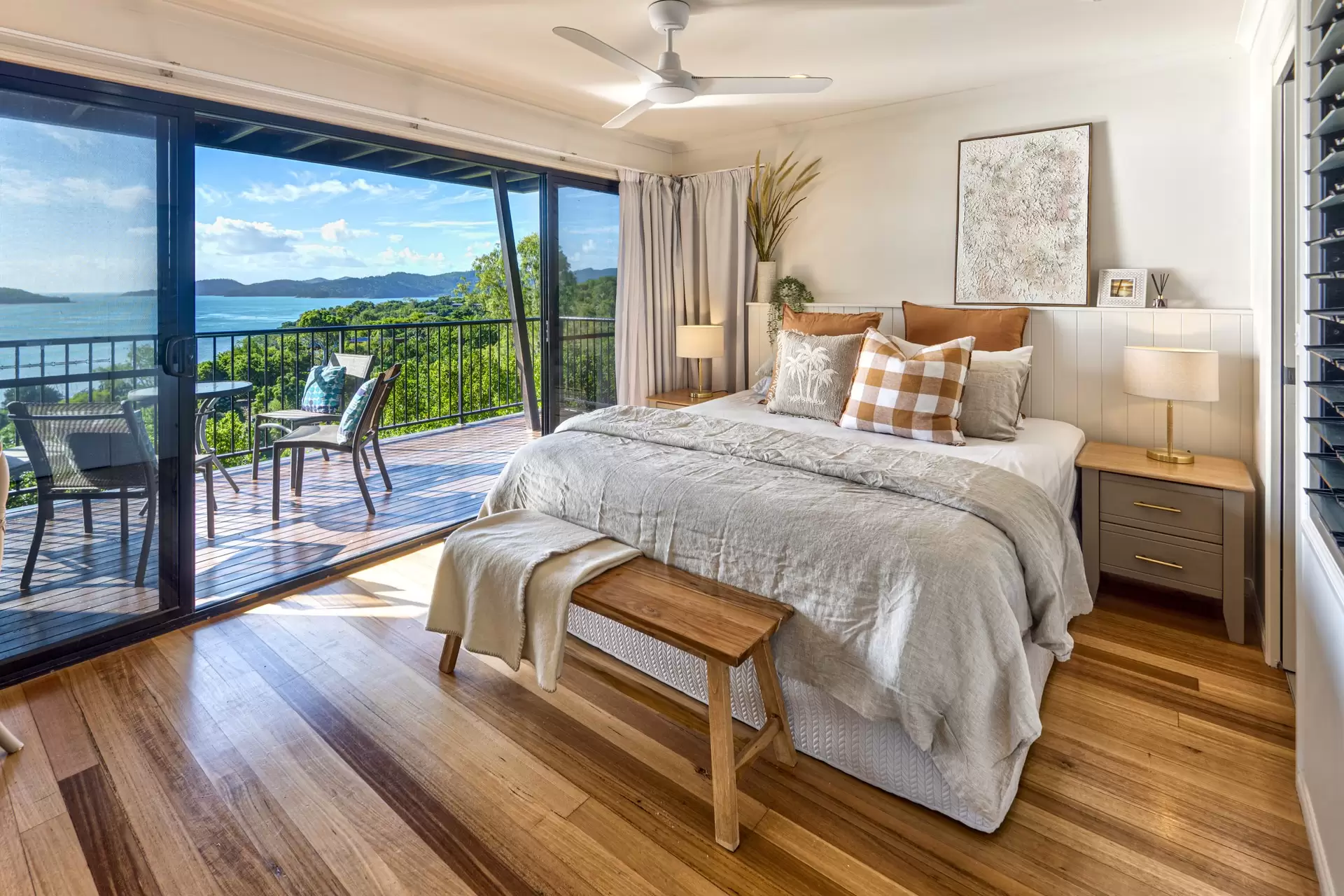 12/7 Acacia Drive, Hamilton Island Sold by Queensland Sotheby's International Realty - image 1