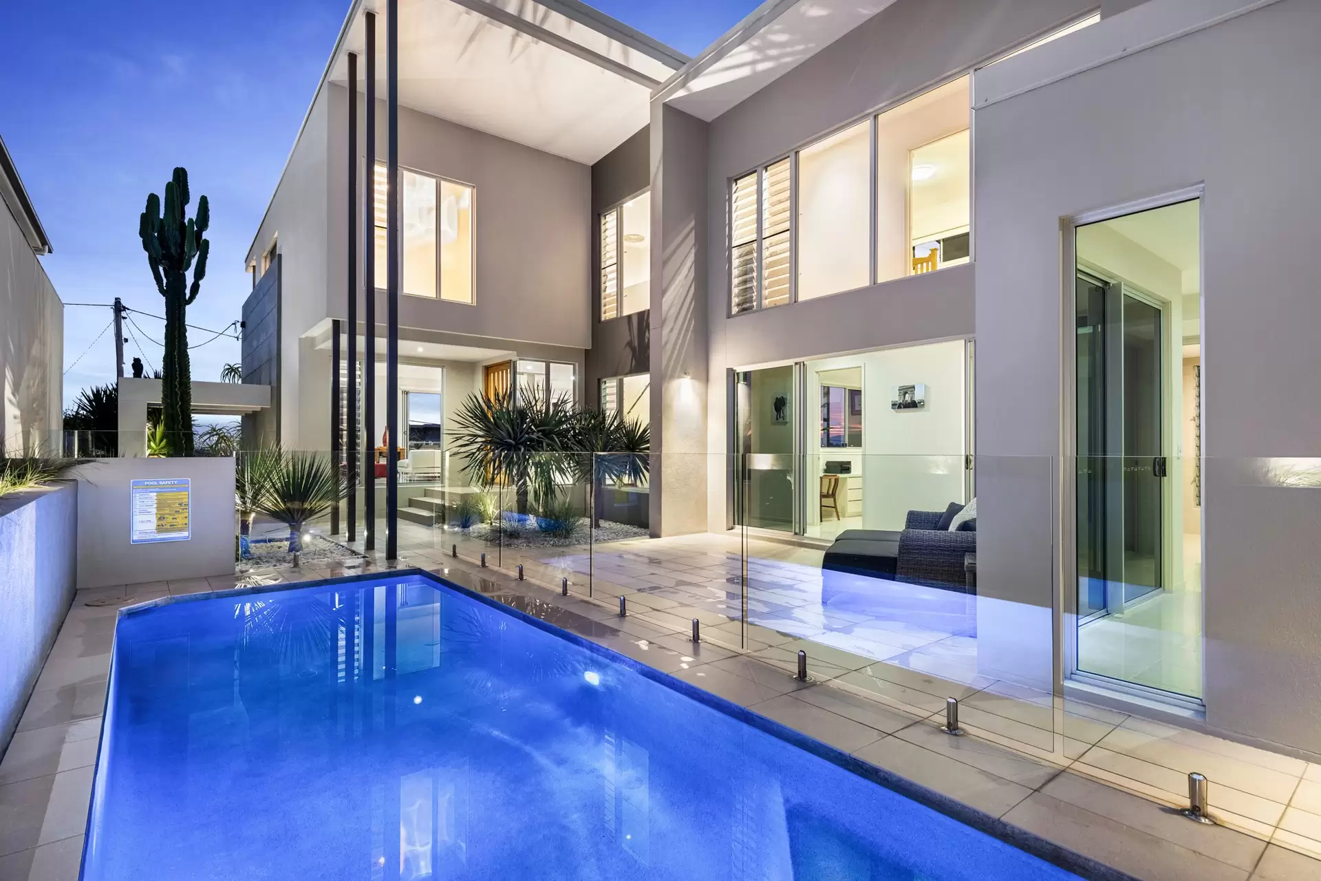 39 Westwood Street, Wavell Heights Sold by Queensland Sotheby's International Realty - image 1