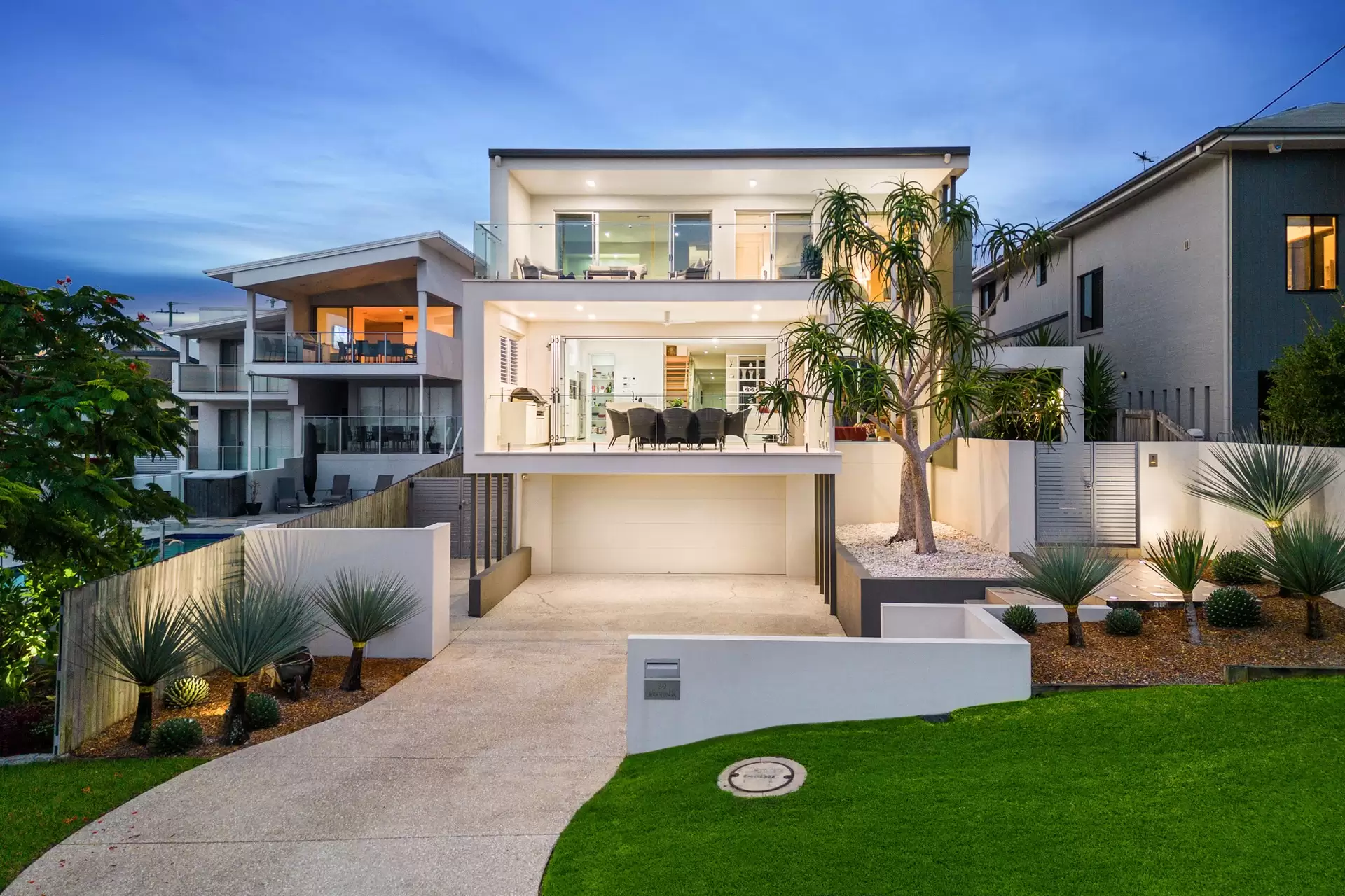 39 Westwood Street, Wavell Heights Sold by  - image 1