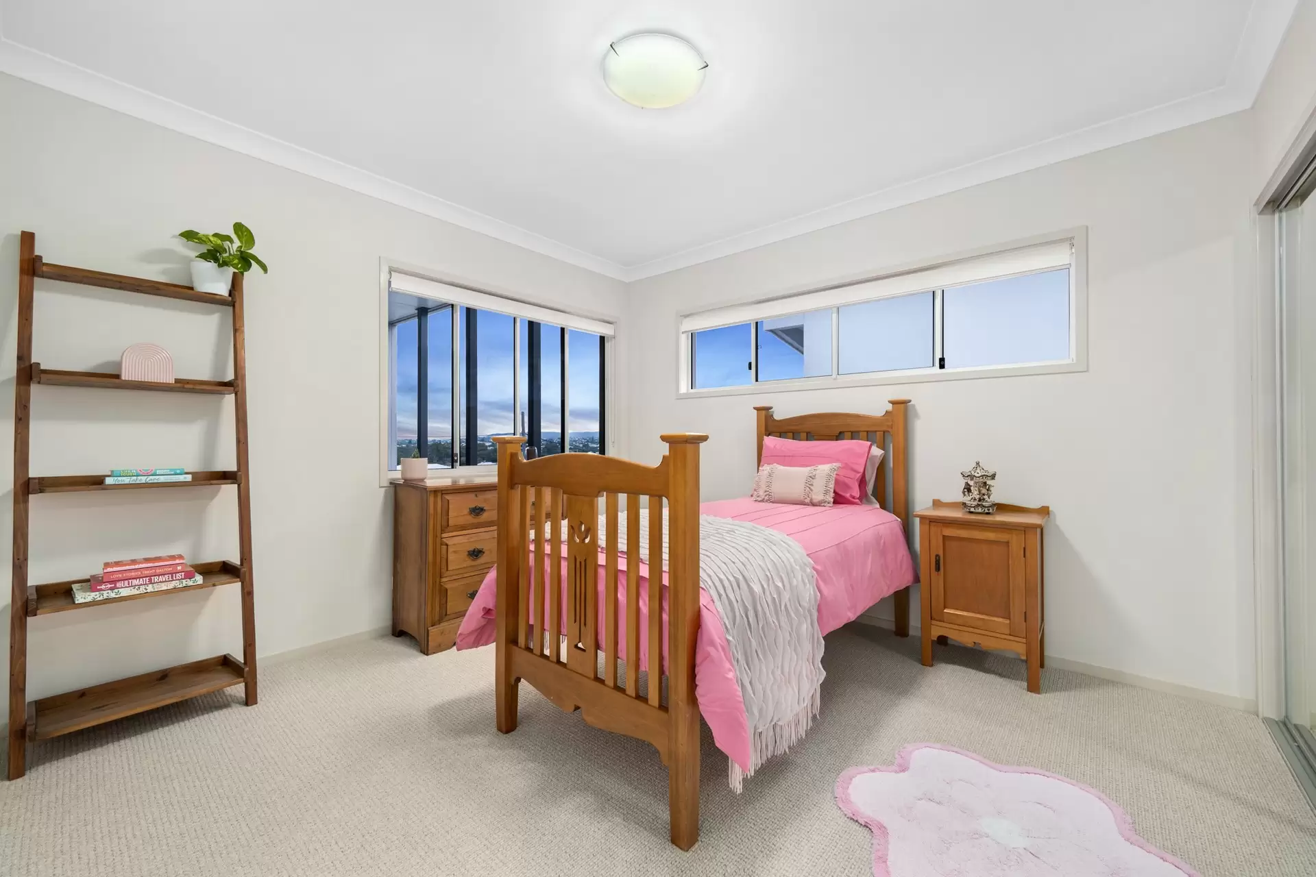 39 Westwood Street, Wavell Heights Sold by Queensland Sotheby's International Realty - image 1