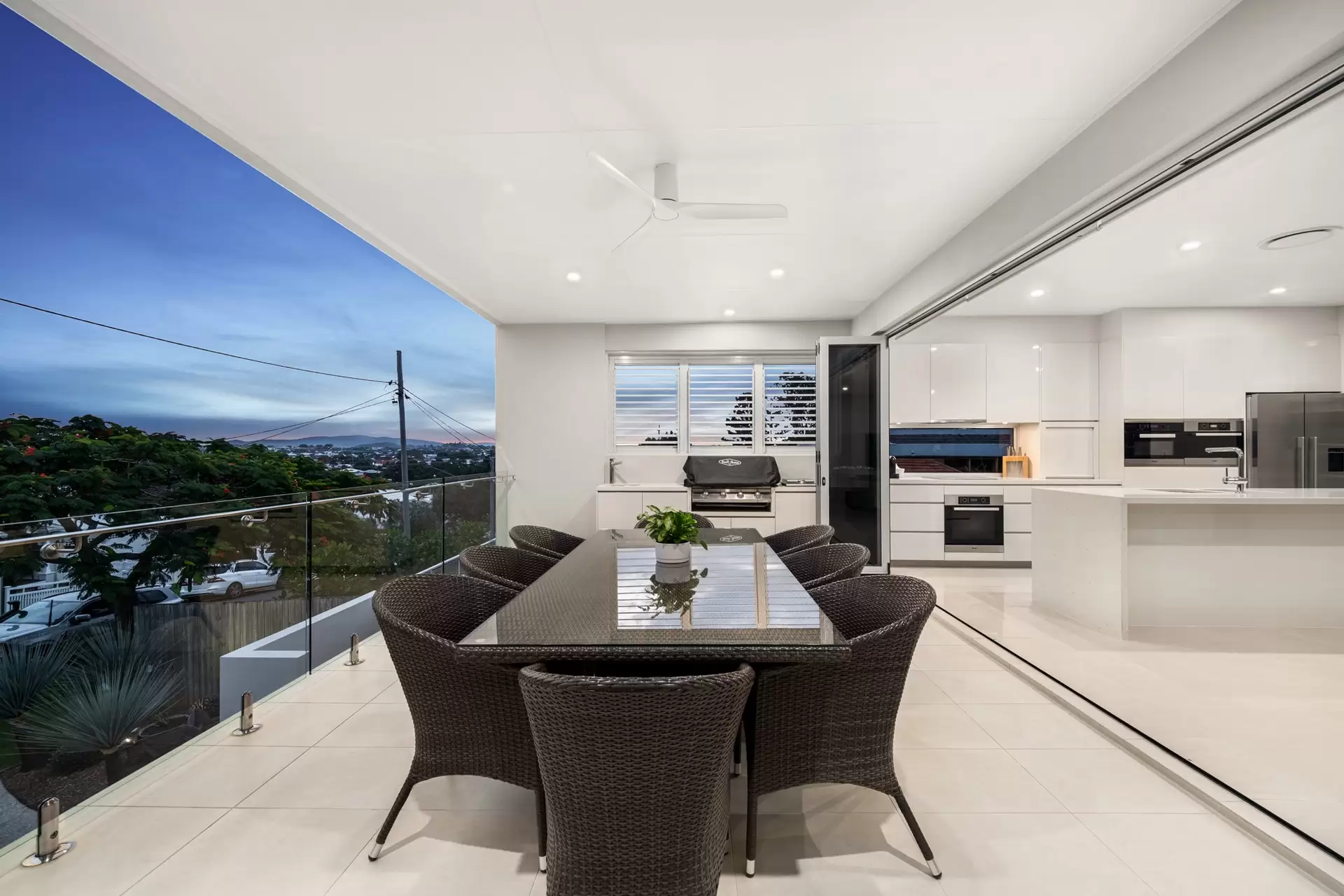 39 Westwood Street, Wavell Heights Sold by Queensland Sotheby's International Realty - image 1