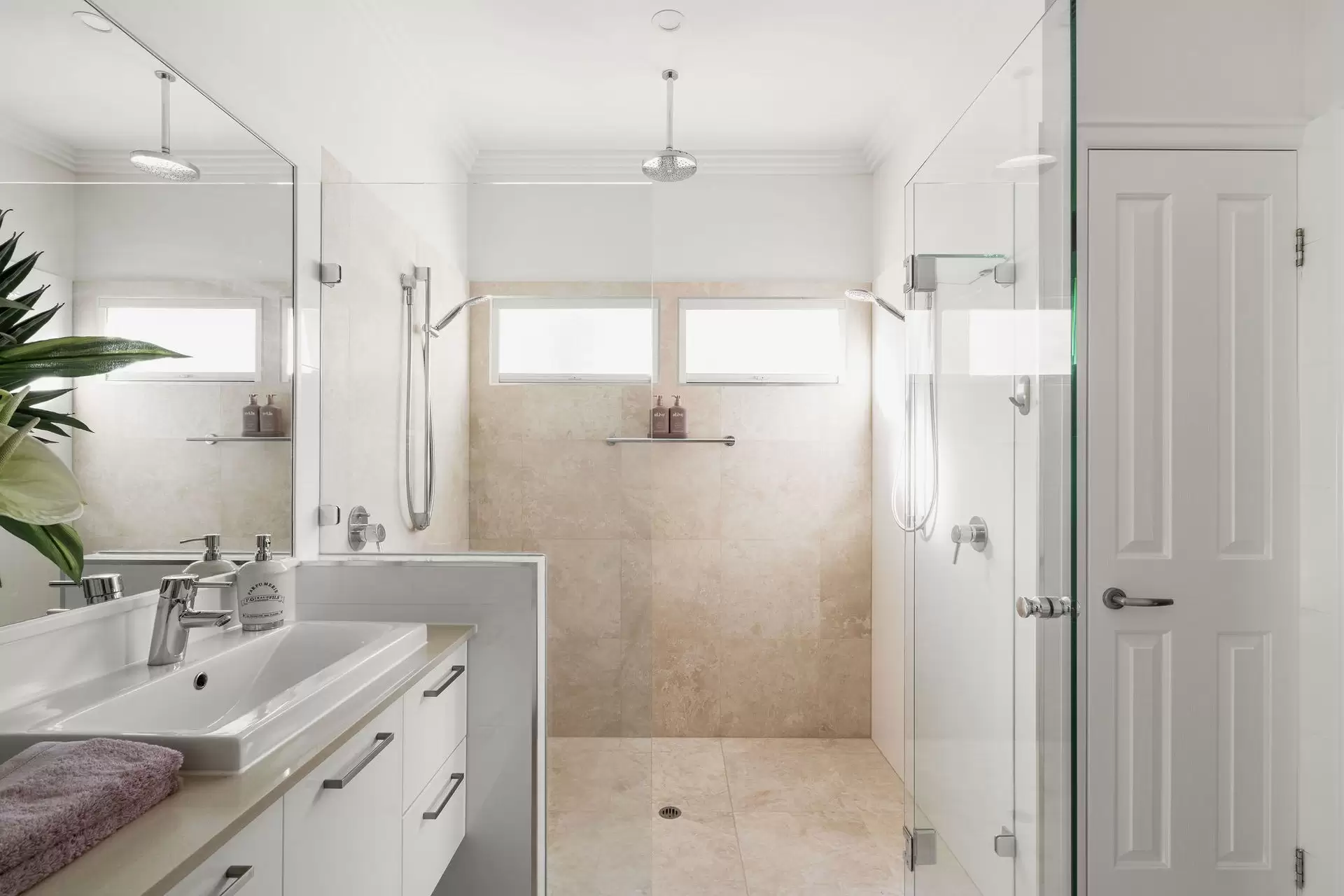 51 Milpera Street, Ashgrove Sold by Queensland Sotheby's International Realty - image 1