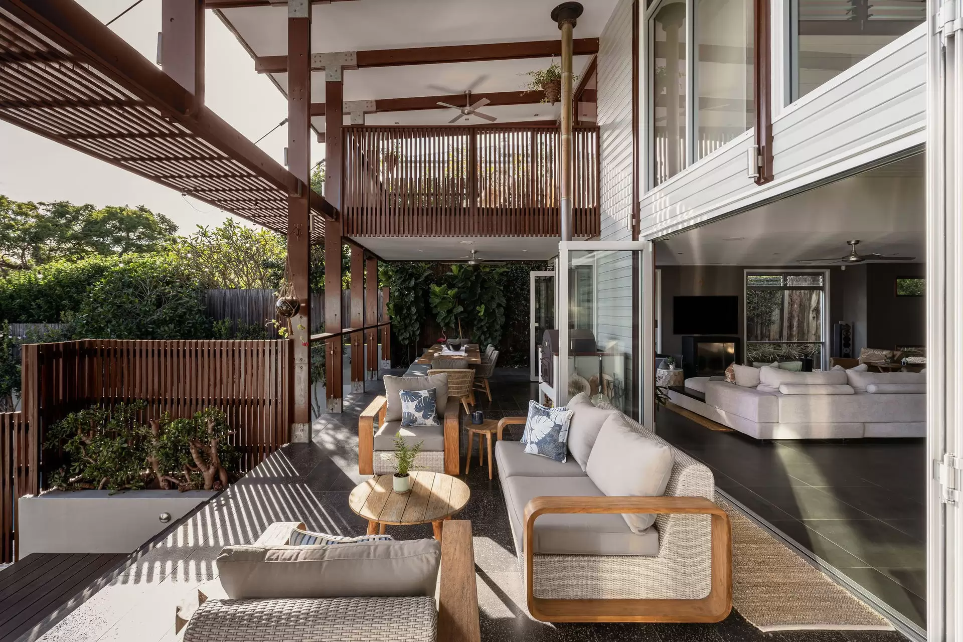 137 Nelson Street, Kalinga Sold by Queensland Sotheby's International Realty - image 1